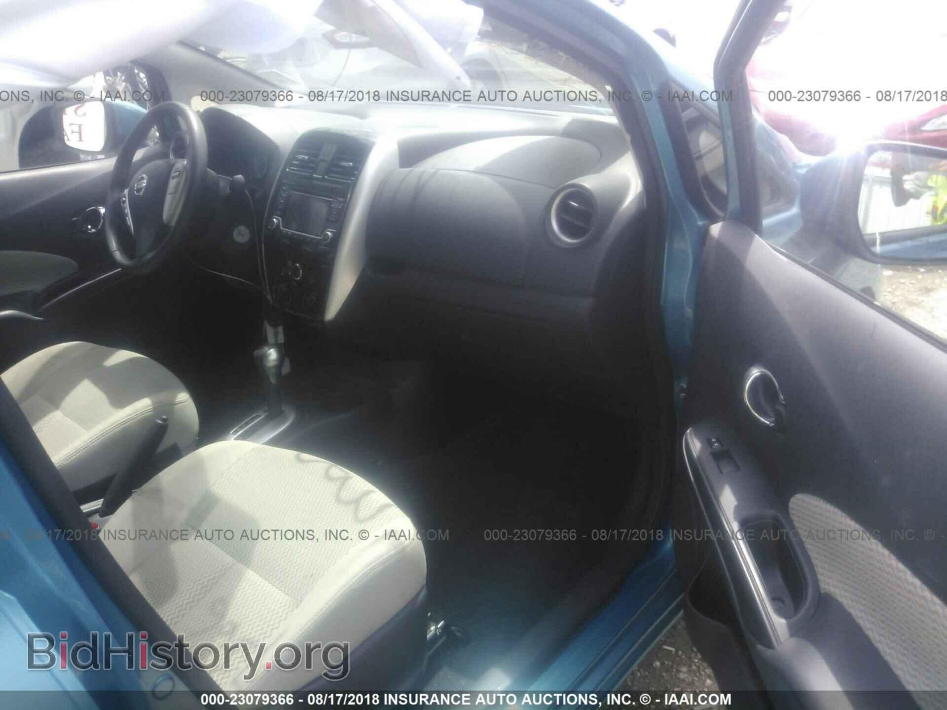 2016 Nissan Versa note - VIN: 3N1CE2CP7GL363849 - Photo 5