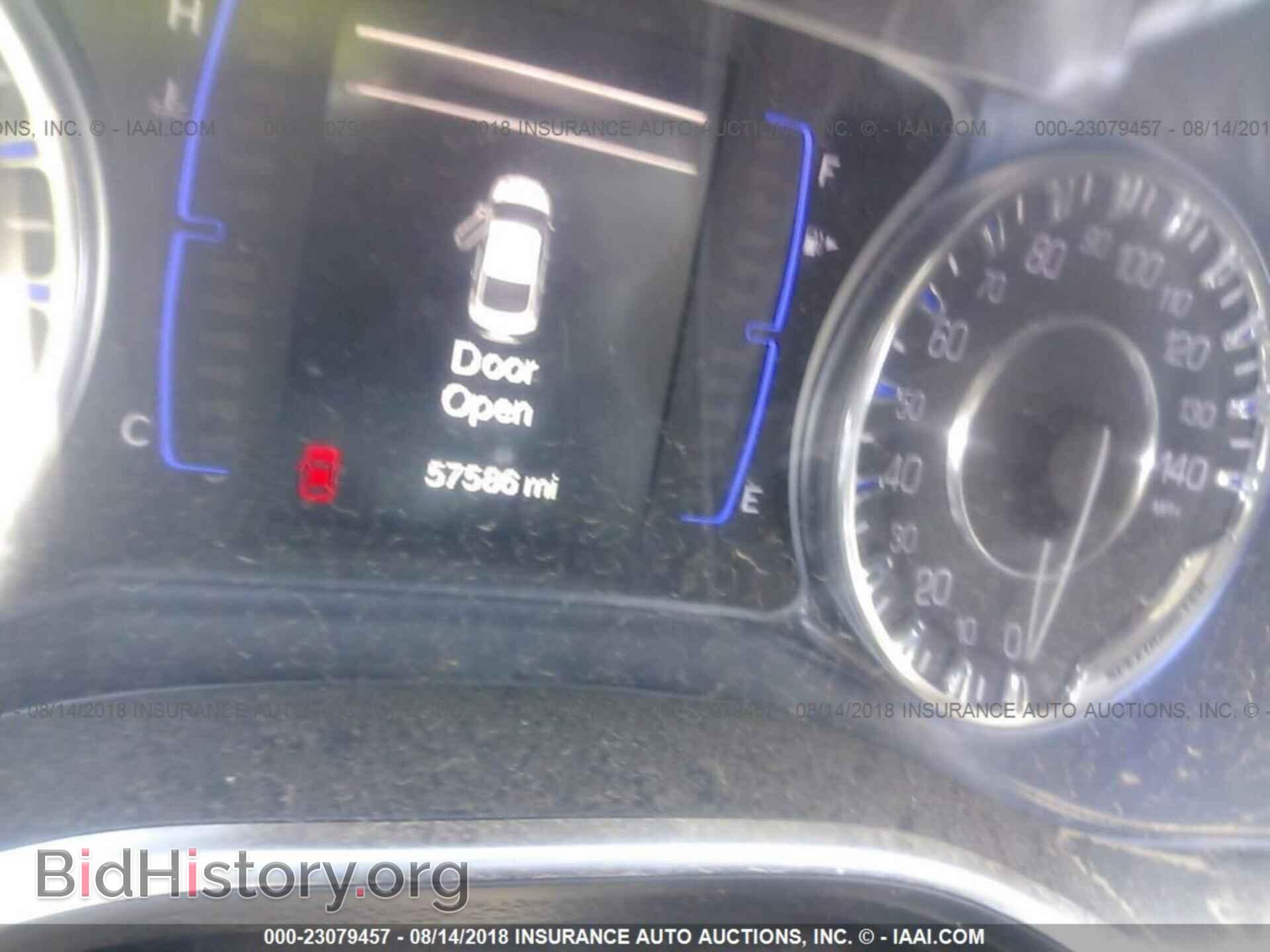 2015 Chrysler 200 - VIN: 1C3CCCAB5FN747289 - Photo 7