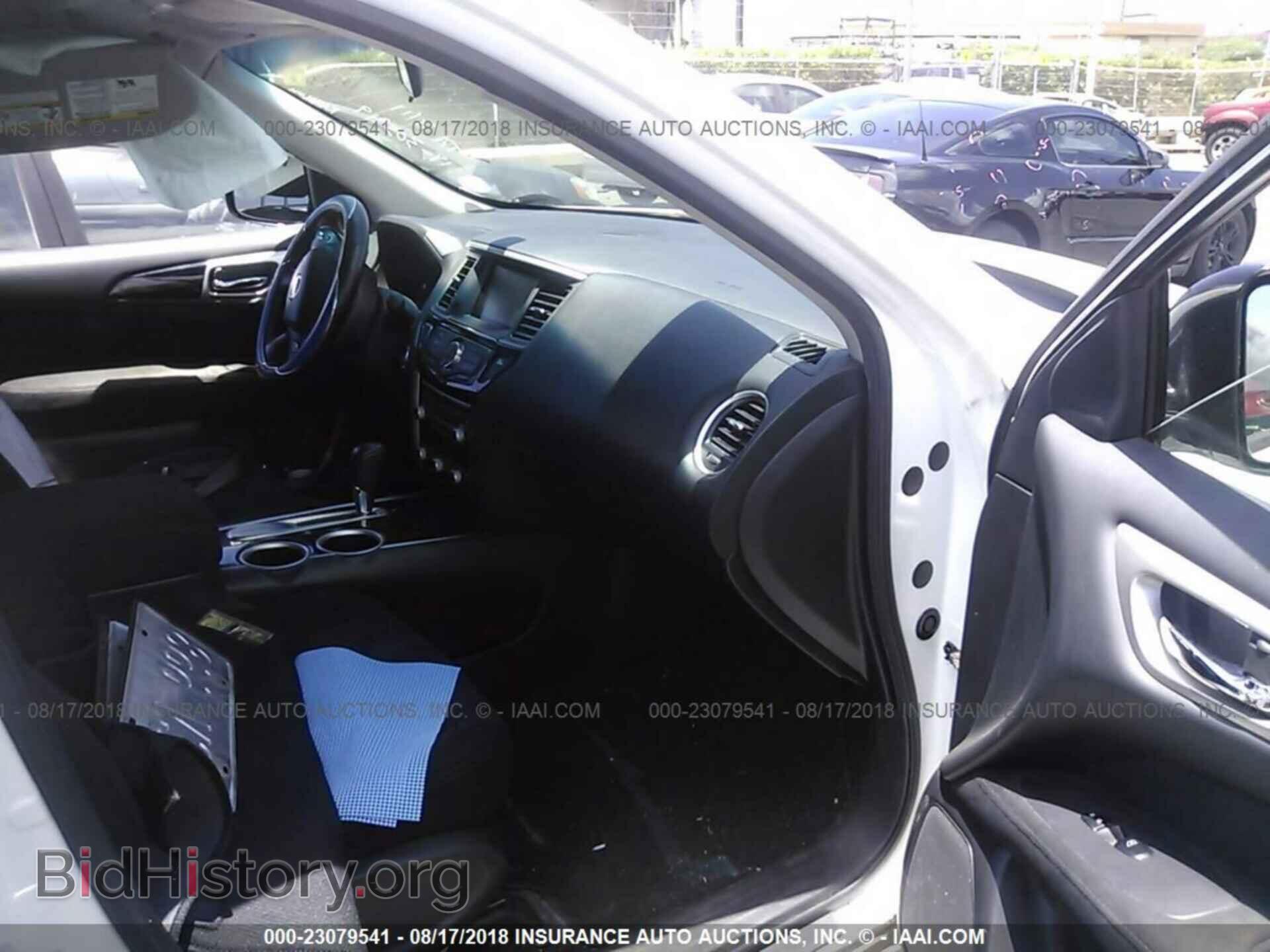 2014 Nissan Pathfinder - VIN: 5N1AR2MN8EC659375 - Фото 5