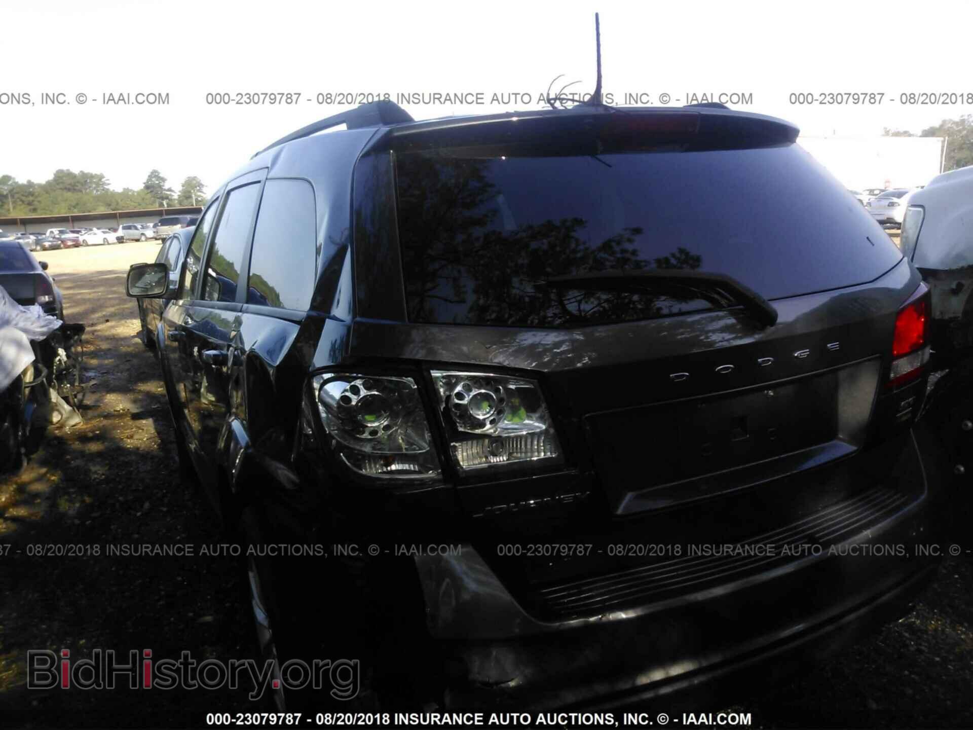 2015 Dodge Journey - VIN: 3C4PDCBG4FT556497 - Photo 3