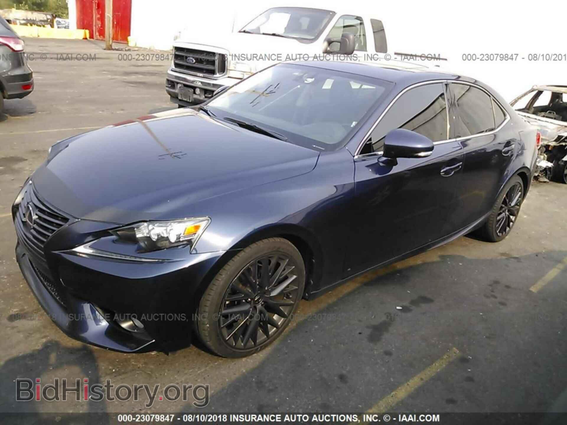 2014 Lexus Is - VIN: JTHCF1D29E5009057 - Photo 2