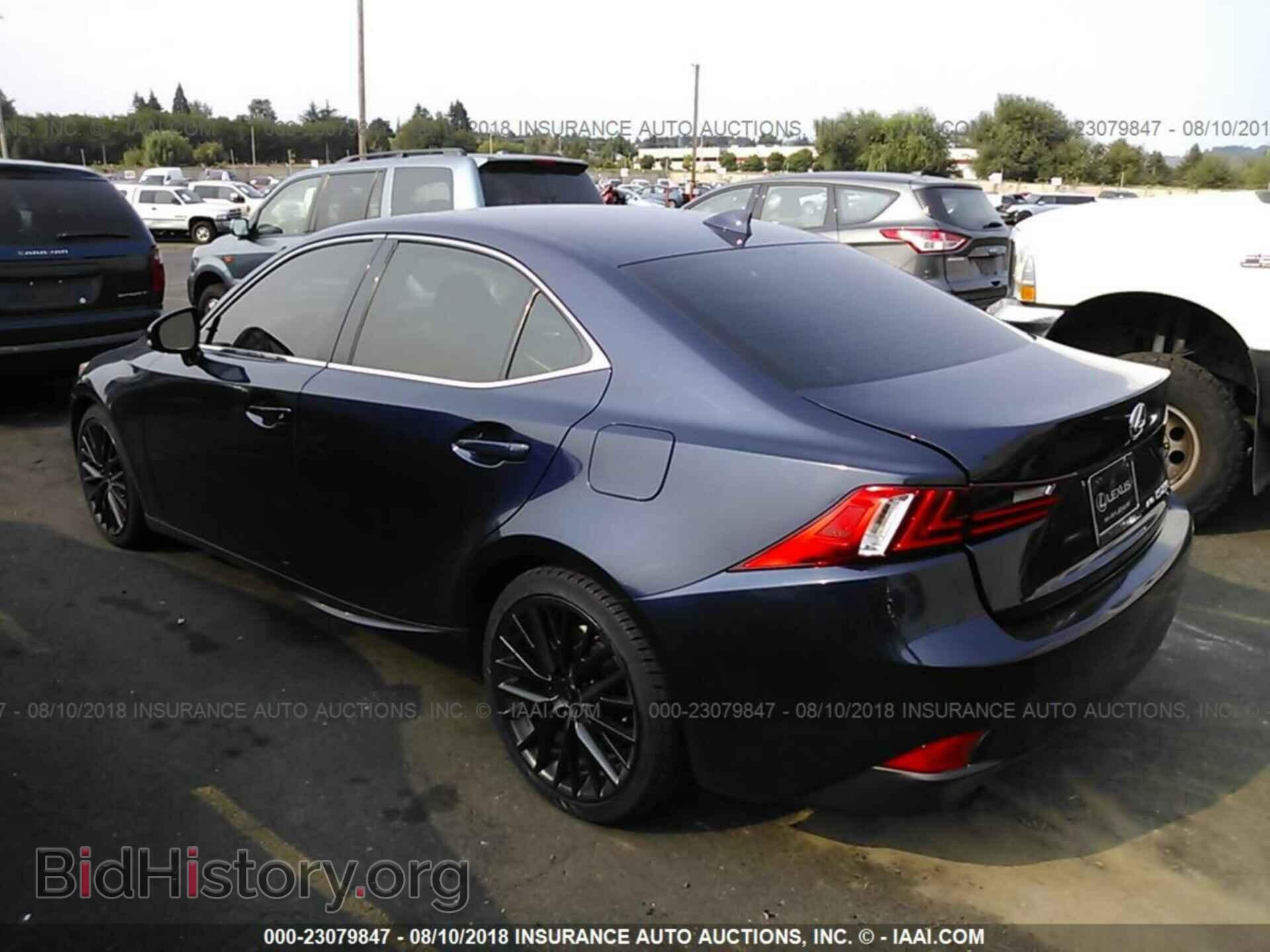 2014 Lexus Is - VIN: JTHCF1D29E5009057 - Photo 3