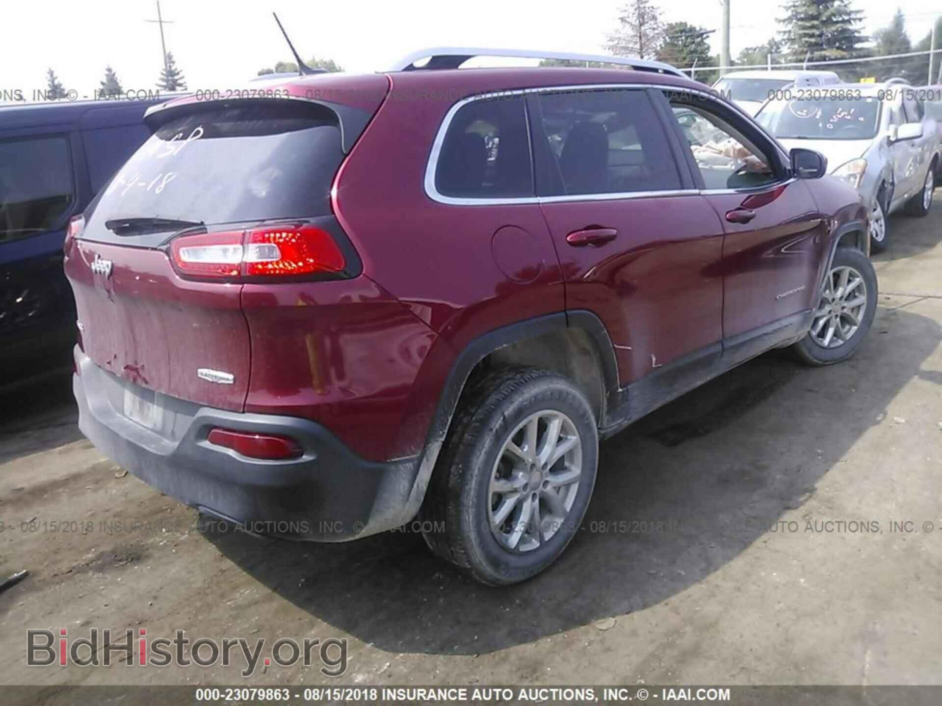 2014 Jeep Cherokee - VIN: 1C4PJMCSXEW245926 - Photo 4