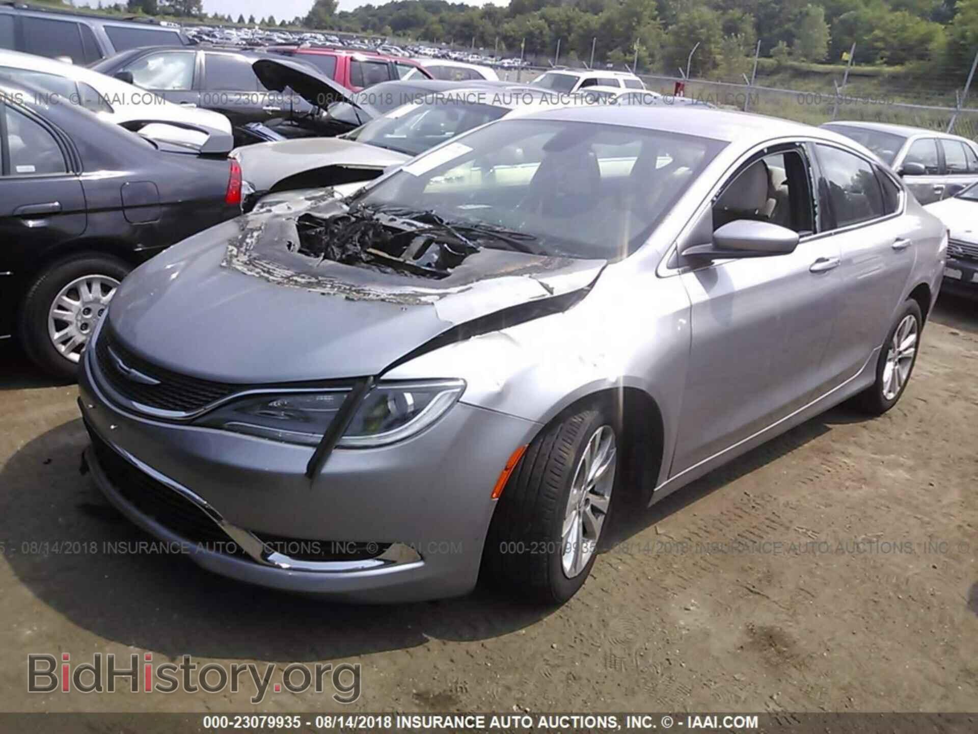 2015 Chrysler 200 - VIN: 1C3CCCAB7FN659456 - Photo 2