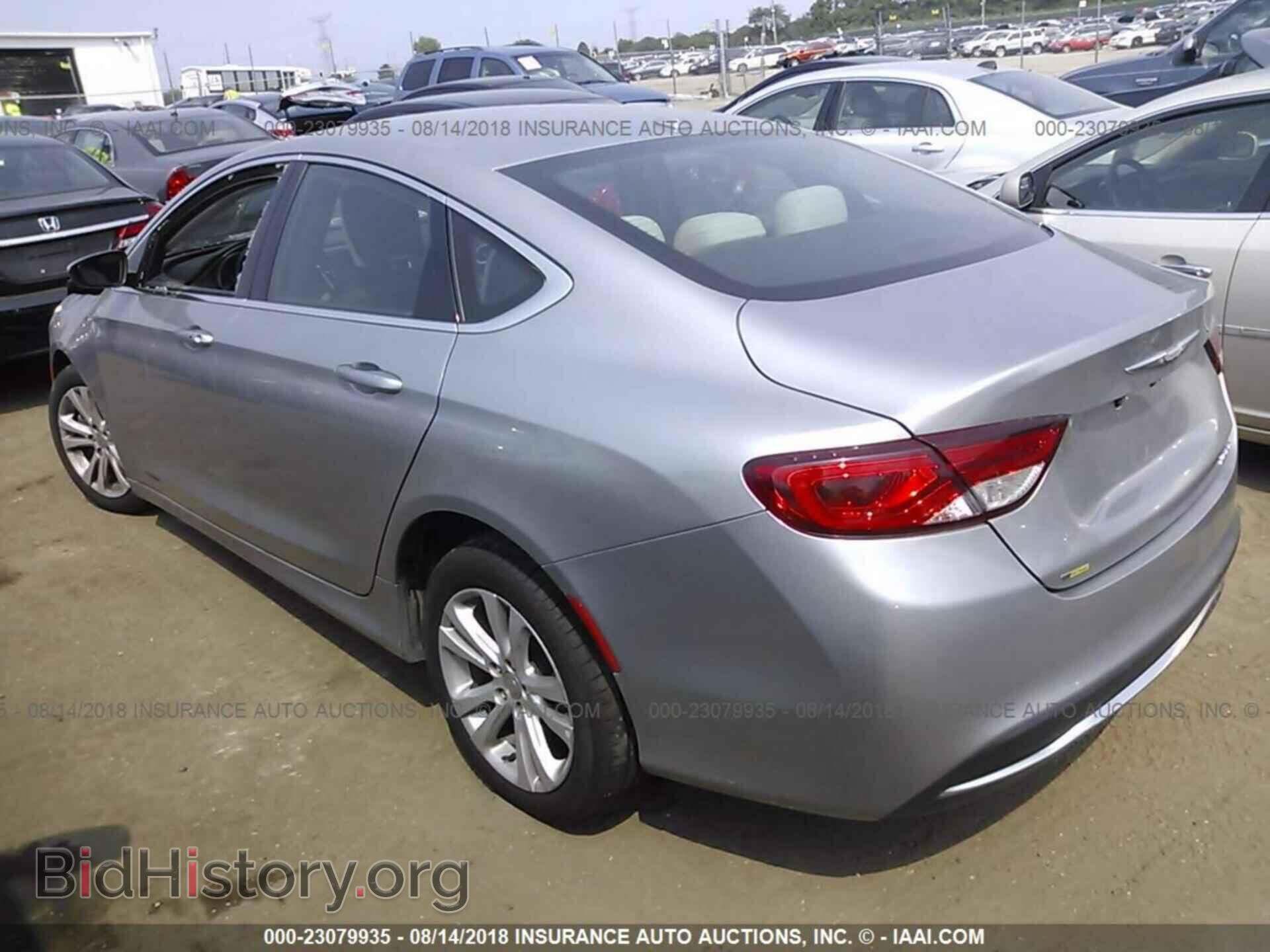 2015 Chrysler 200 - VIN: 1C3CCCAB7FN659456 - Photo 3