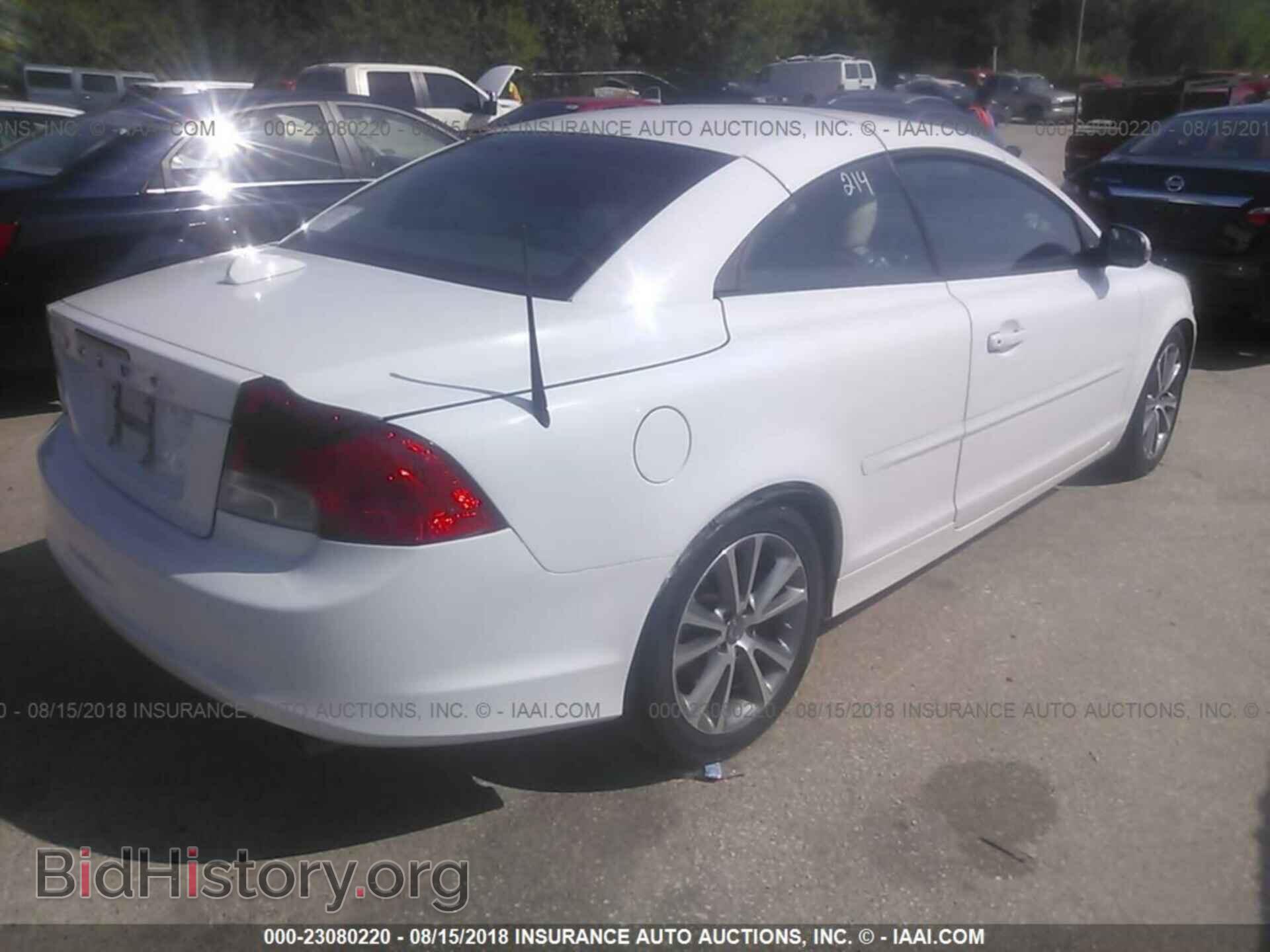 2011 Volvo C70 - VIN: YV1672MC7BJ108564 - Фото 4