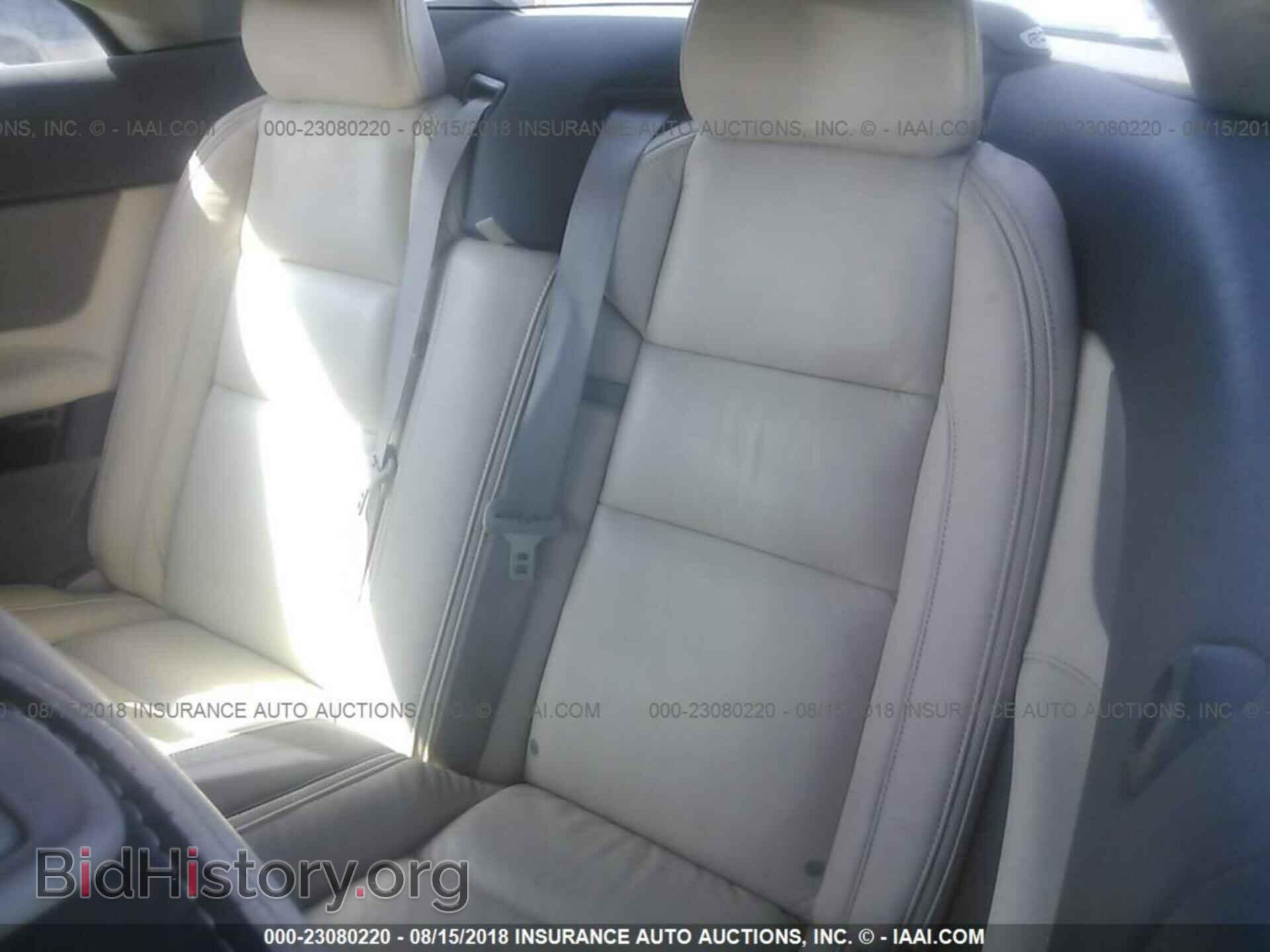 2011 Volvo C70 - VIN: YV1672MC7BJ108564 - Фото 8