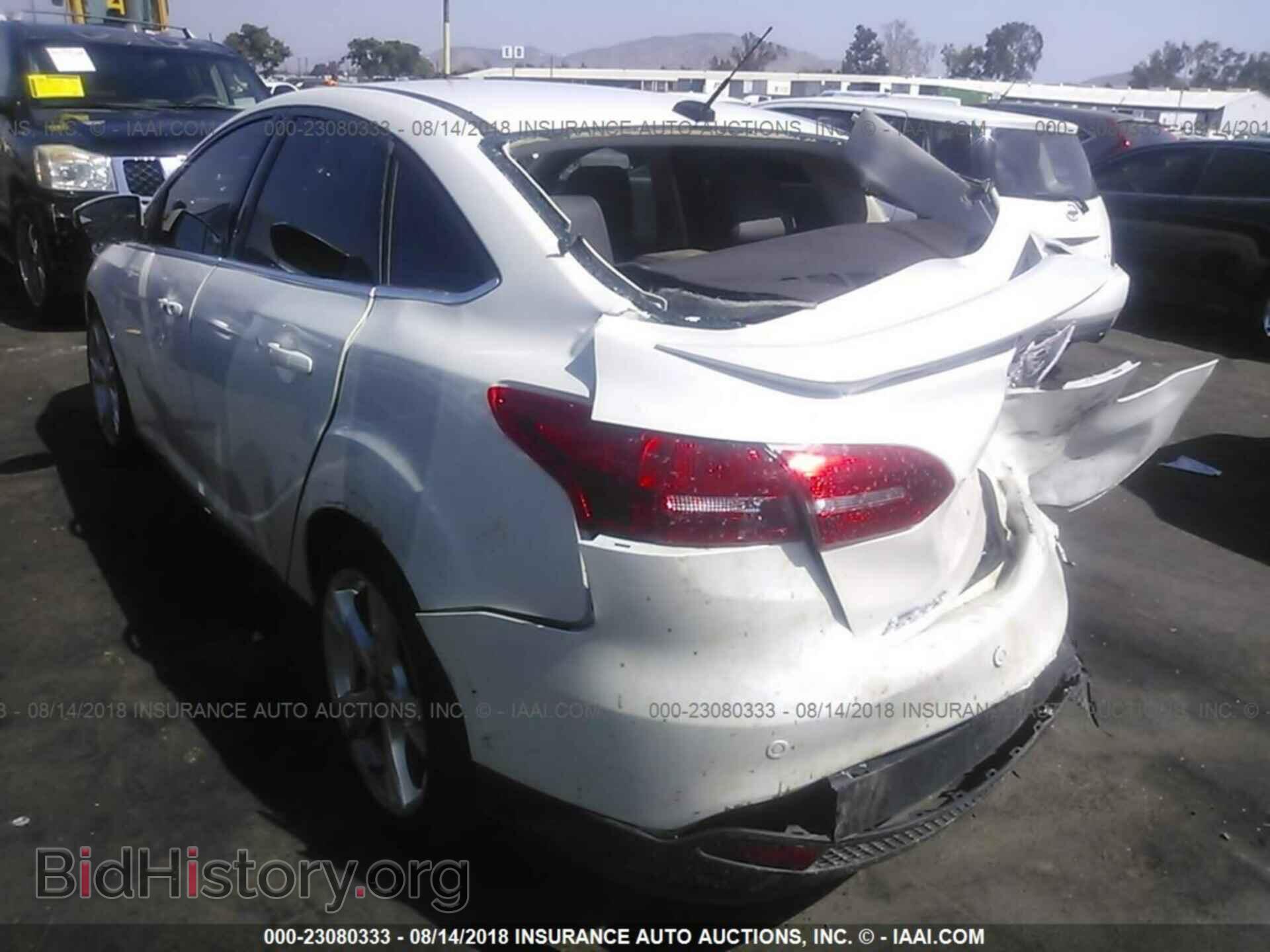 2015 Ford Focus - VIN: 1FADP3J27FL348826 - Фото 3