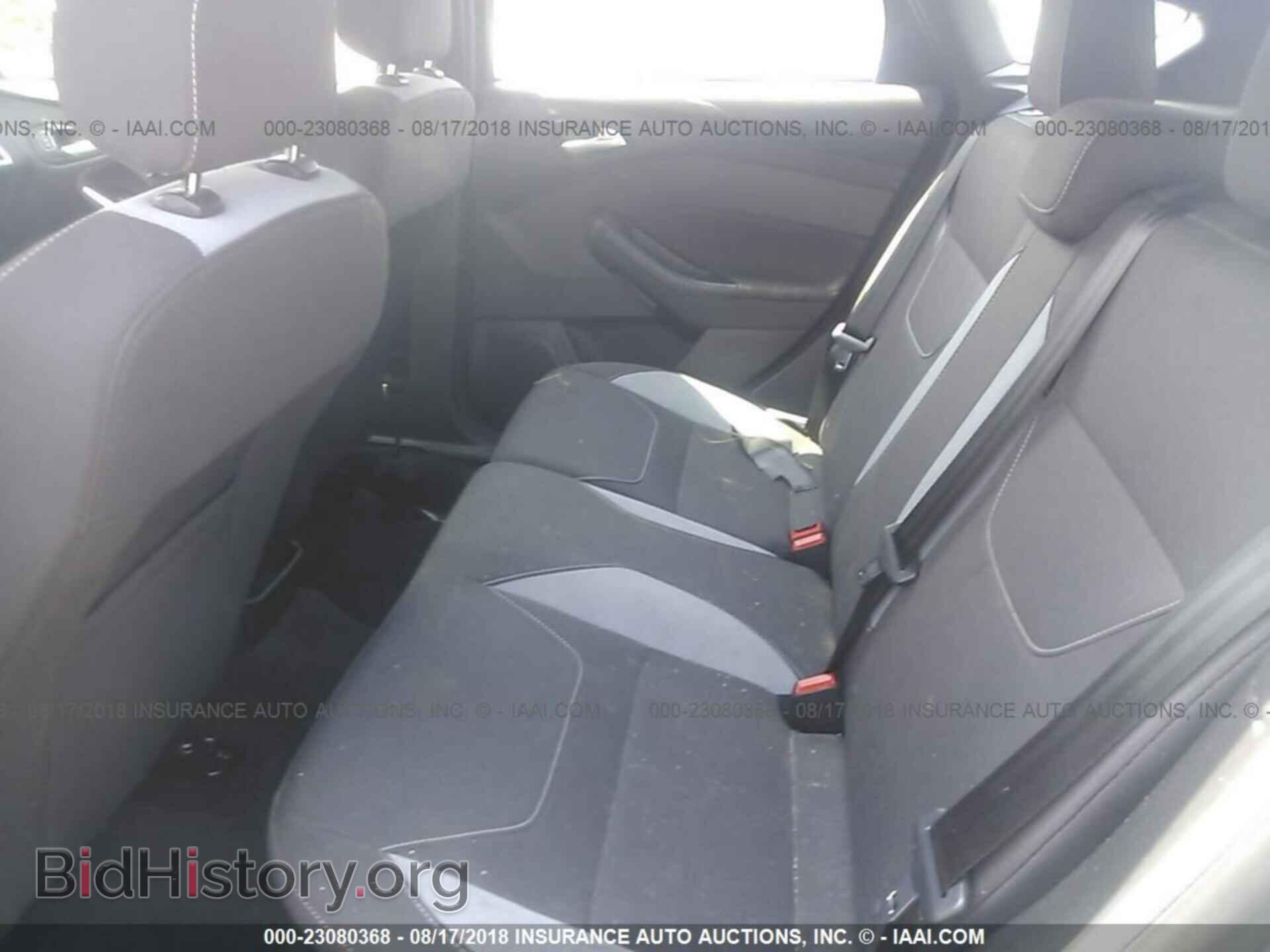 2017 Ford Focus - VIN: 1FADP3L94HL305686 - Photo 8
