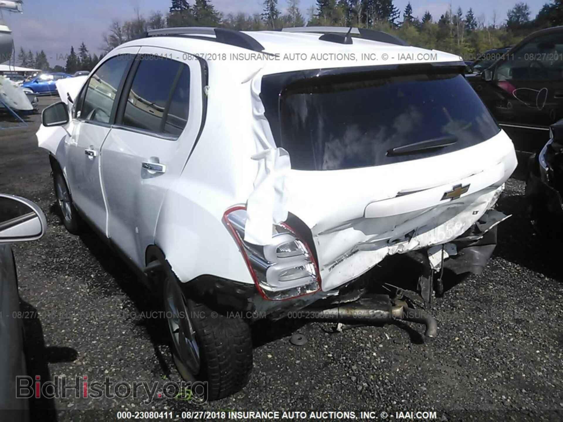 2017 Chevrolet Trax - VIN: 3GNCJPSB3HL275479 - Фото 3