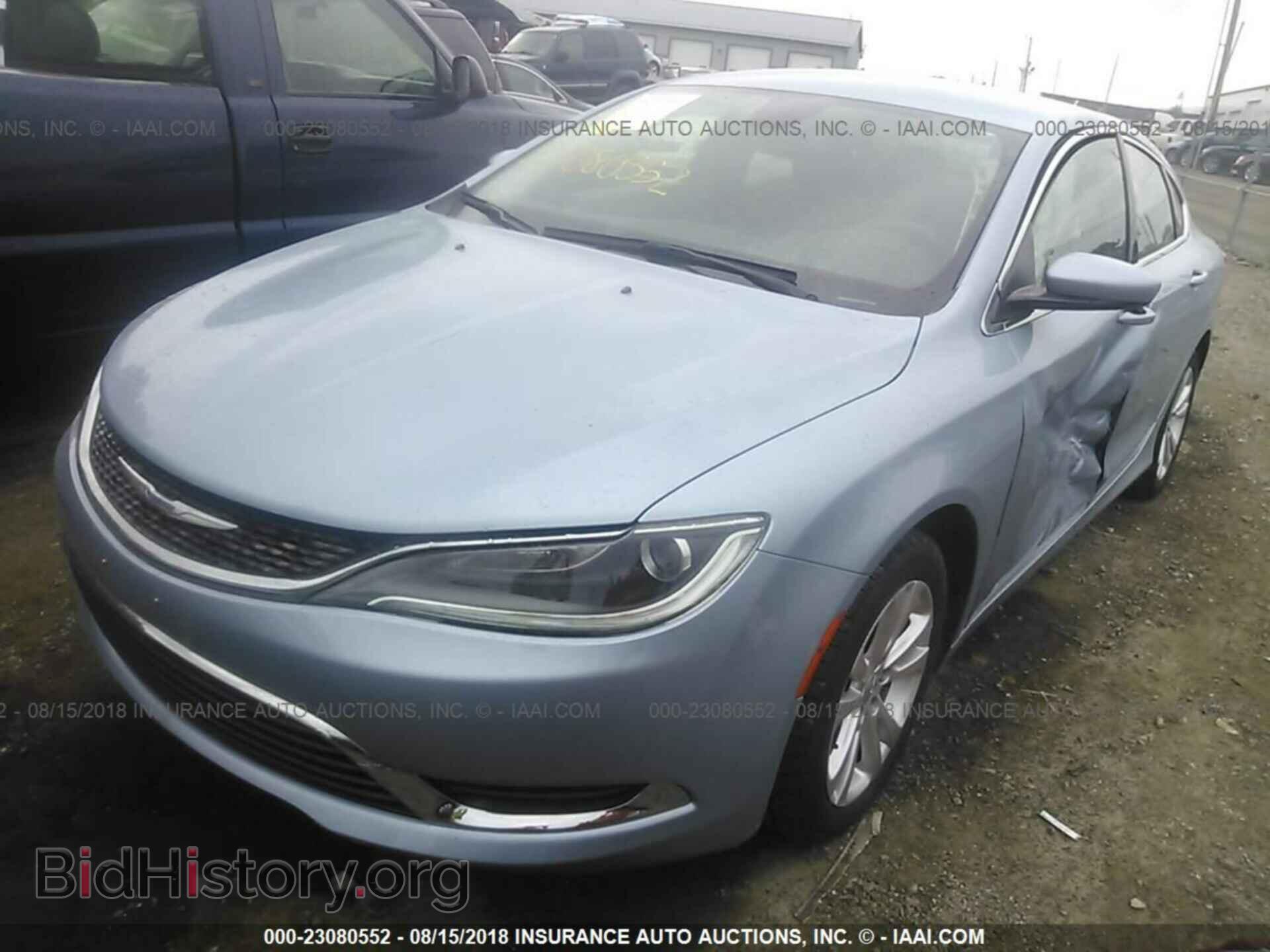 2015 Chrysler 200 - VIN: 1C3CCCAB1FN659520 - Photo 2