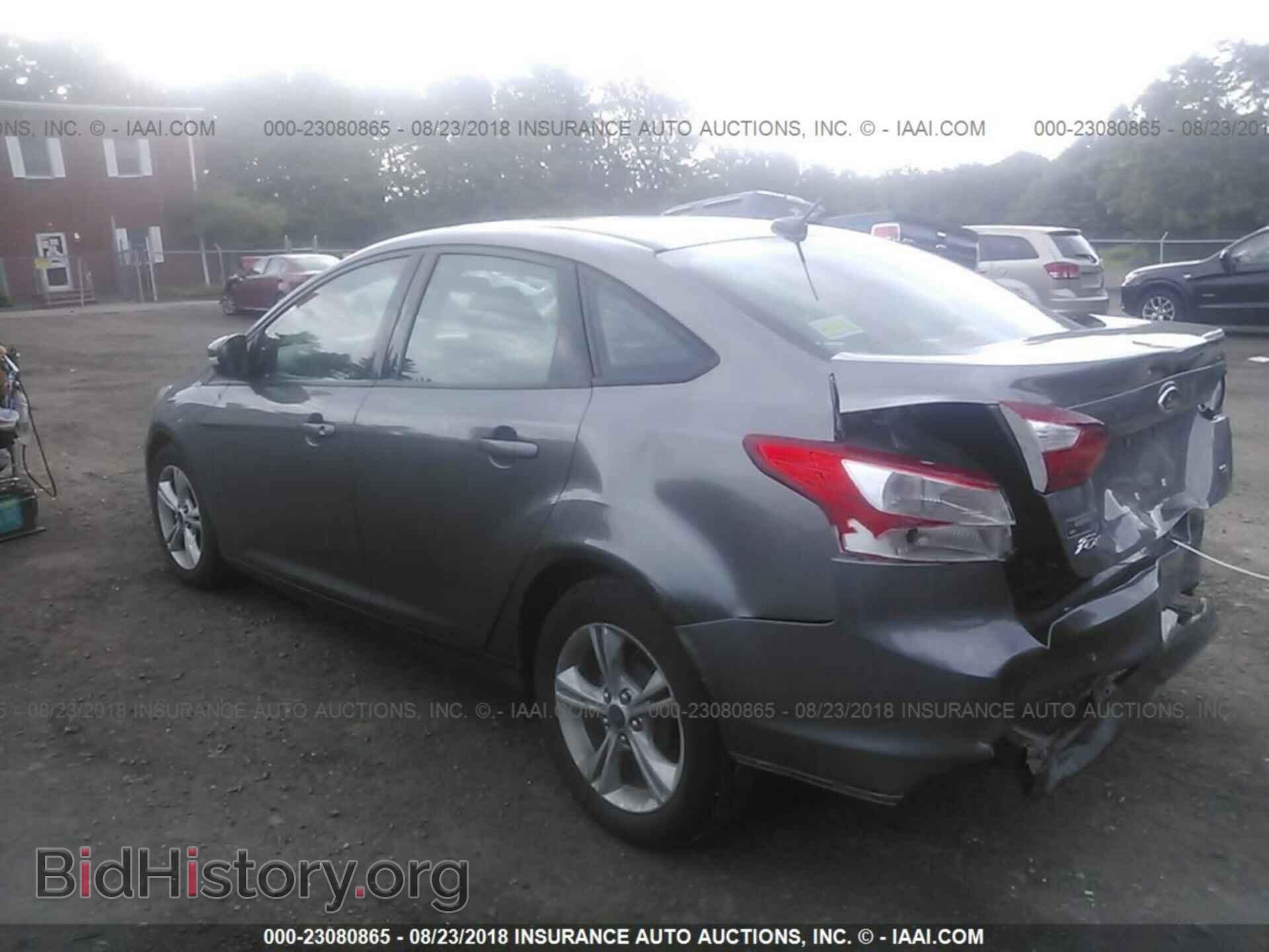 2014 Ford Focus - VIN: 1FADP3F2XEL445736 - Фото 3