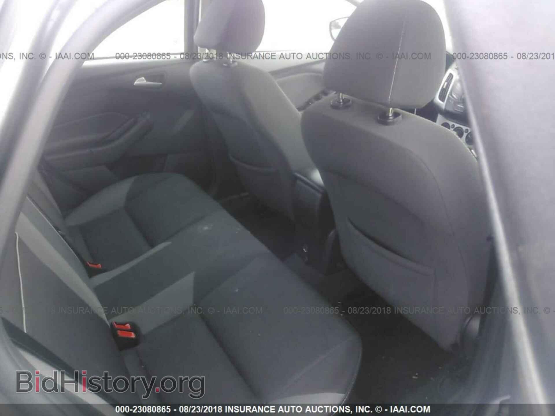 2014 Ford Focus - VIN: 1FADP3F2XEL445736 - Фото 8