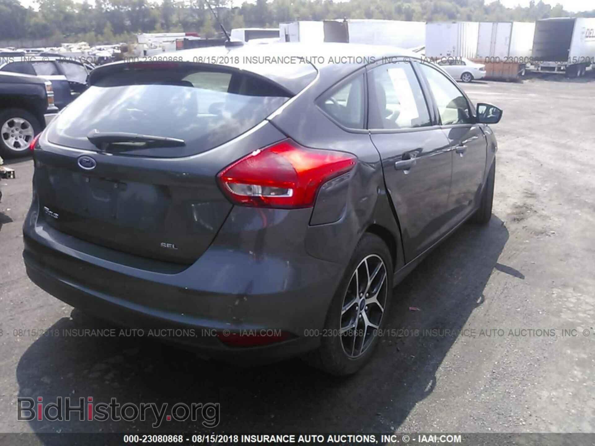 2017 Ford Focus - VIN: 1FADP3M26HL311605 - Фото 4