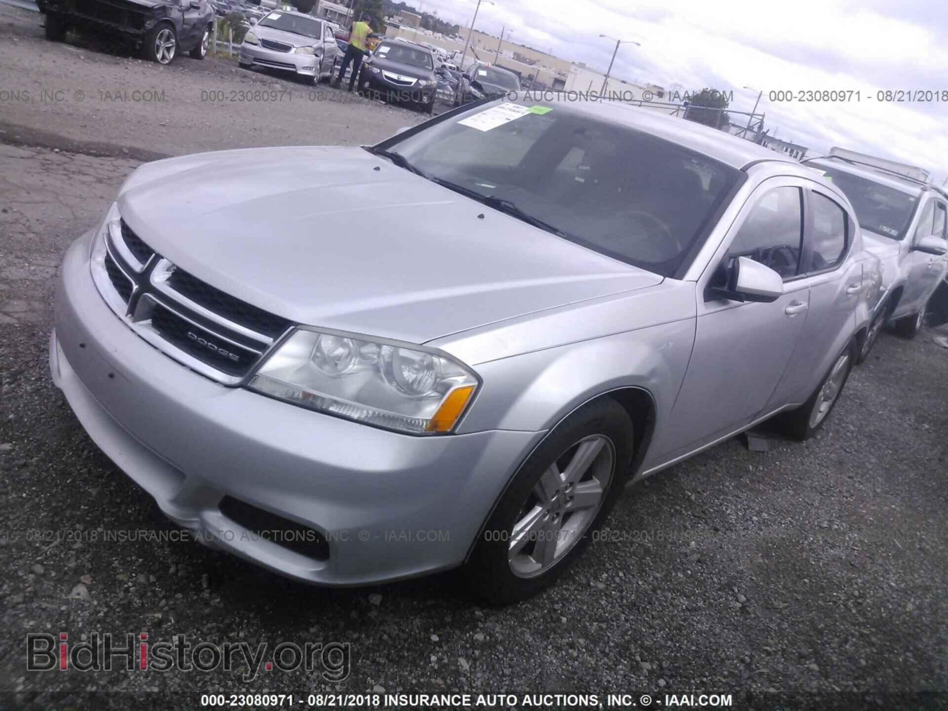 2011 Dodge Avenger - VIN: 1B3BD1FB1BN588865 - Photo 2