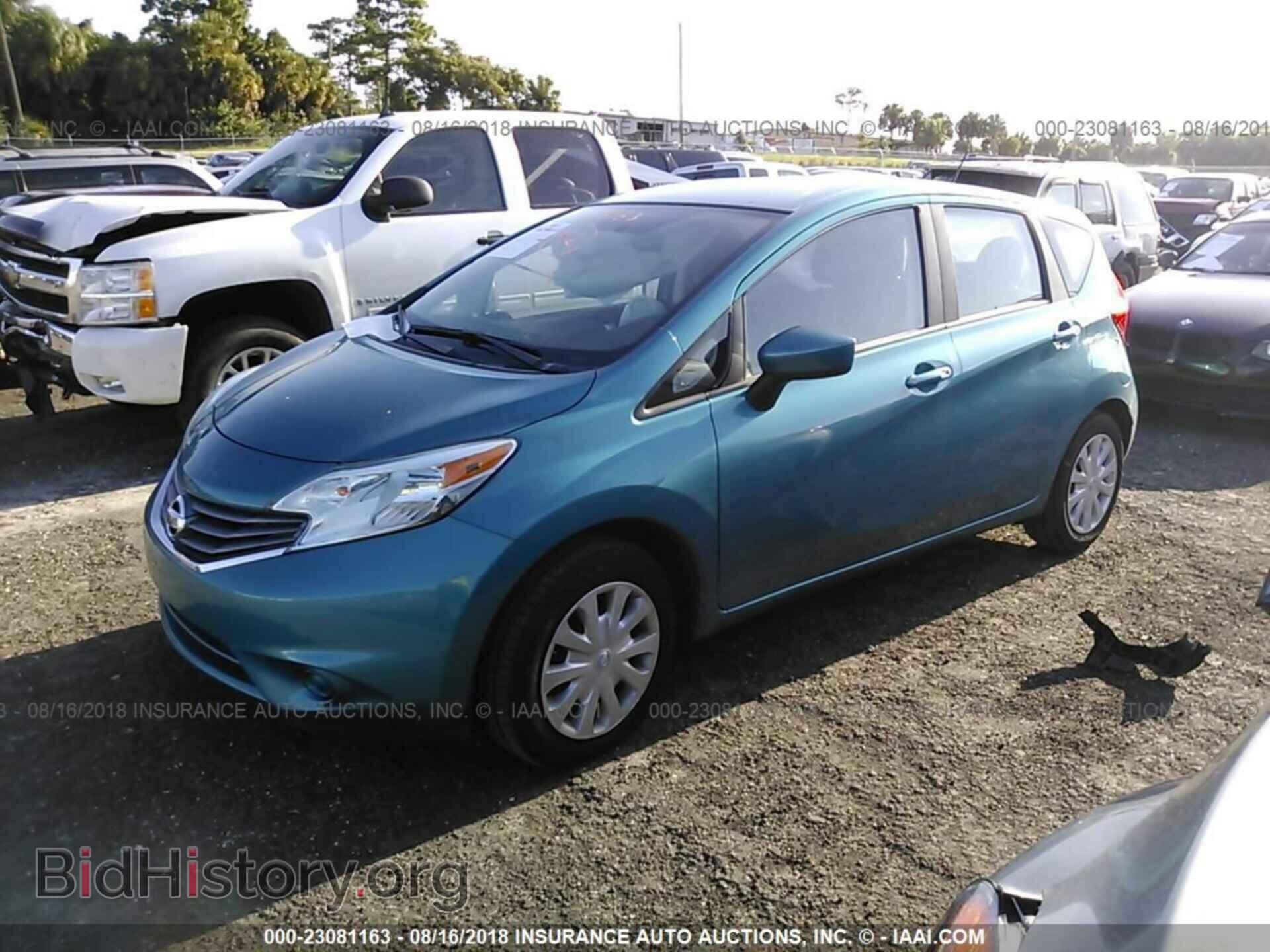 2016 Nissan Versa note - VIN: 3N1CE2CP2GL396533 - Фото 2