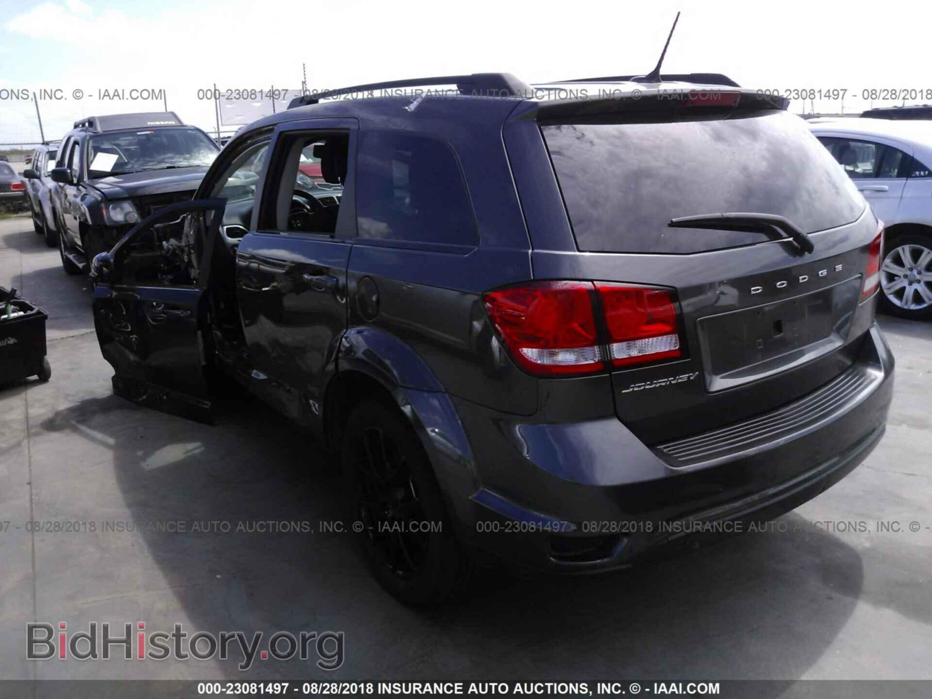 2016 Dodge Journey - VIN: 3C4PDCBB2GT159196 - Фото 3