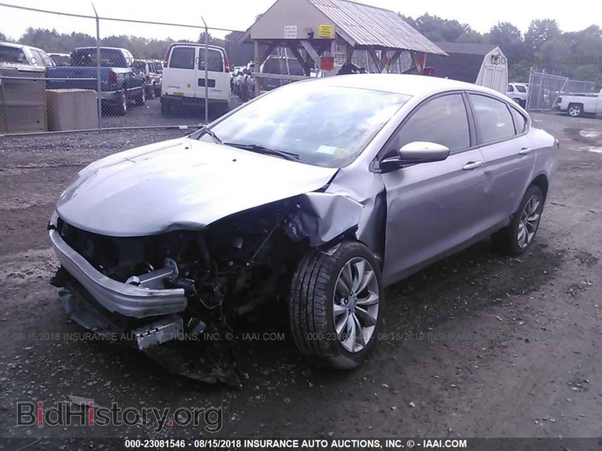 2016 Chrysler 200 - VIN: 1C3CCCBB9GN145673 - Photo 2