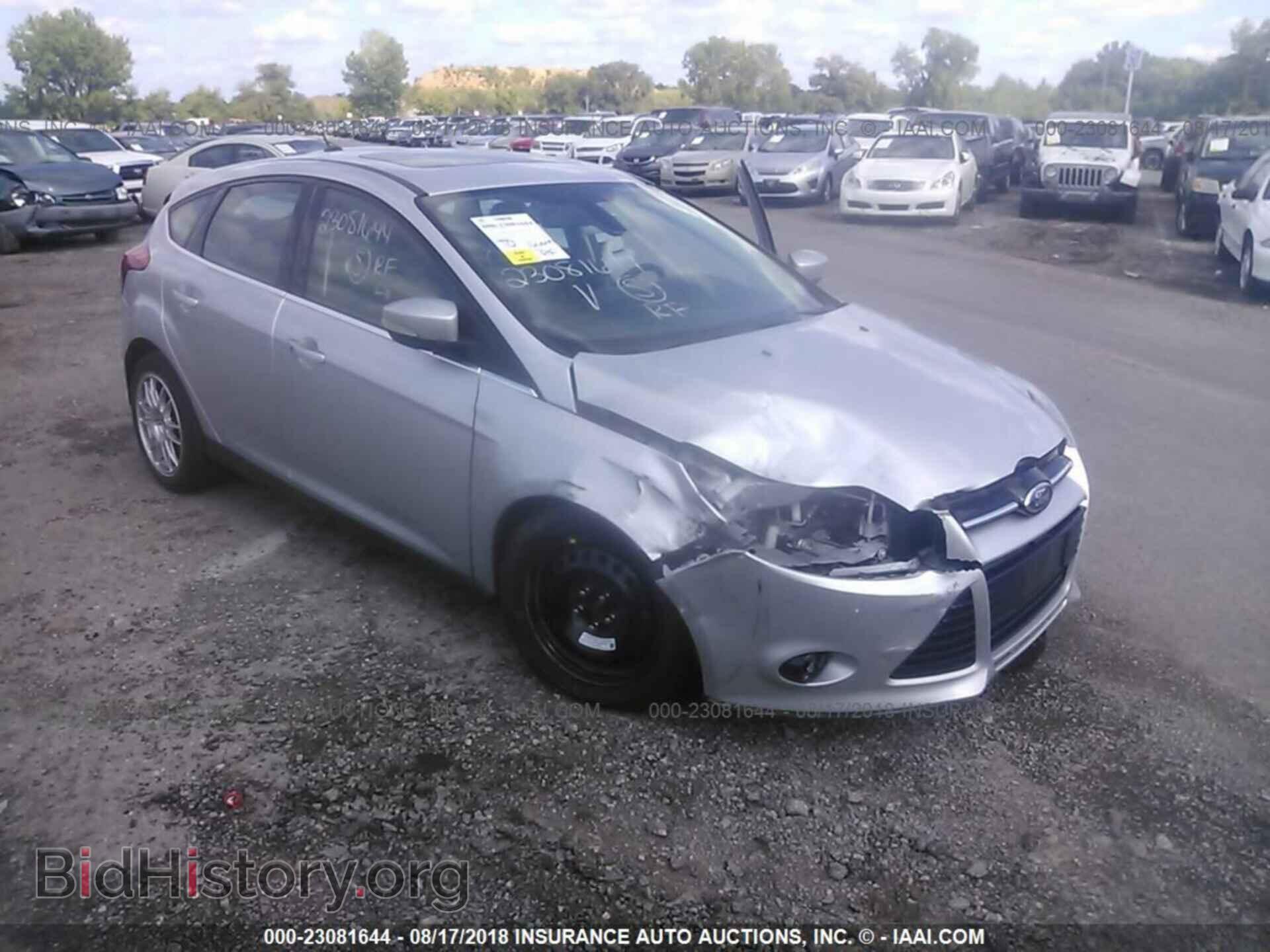 Photo 1FAHP3N21CL129917 - Ford Focus 2012