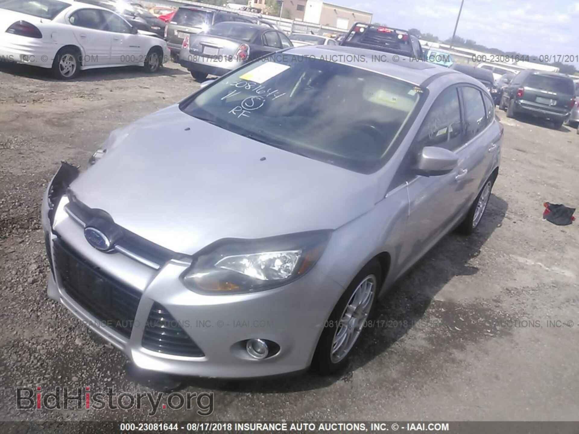 2012 Ford Focus - VIN: 1FAHP3N21CL129917 - Photo 2