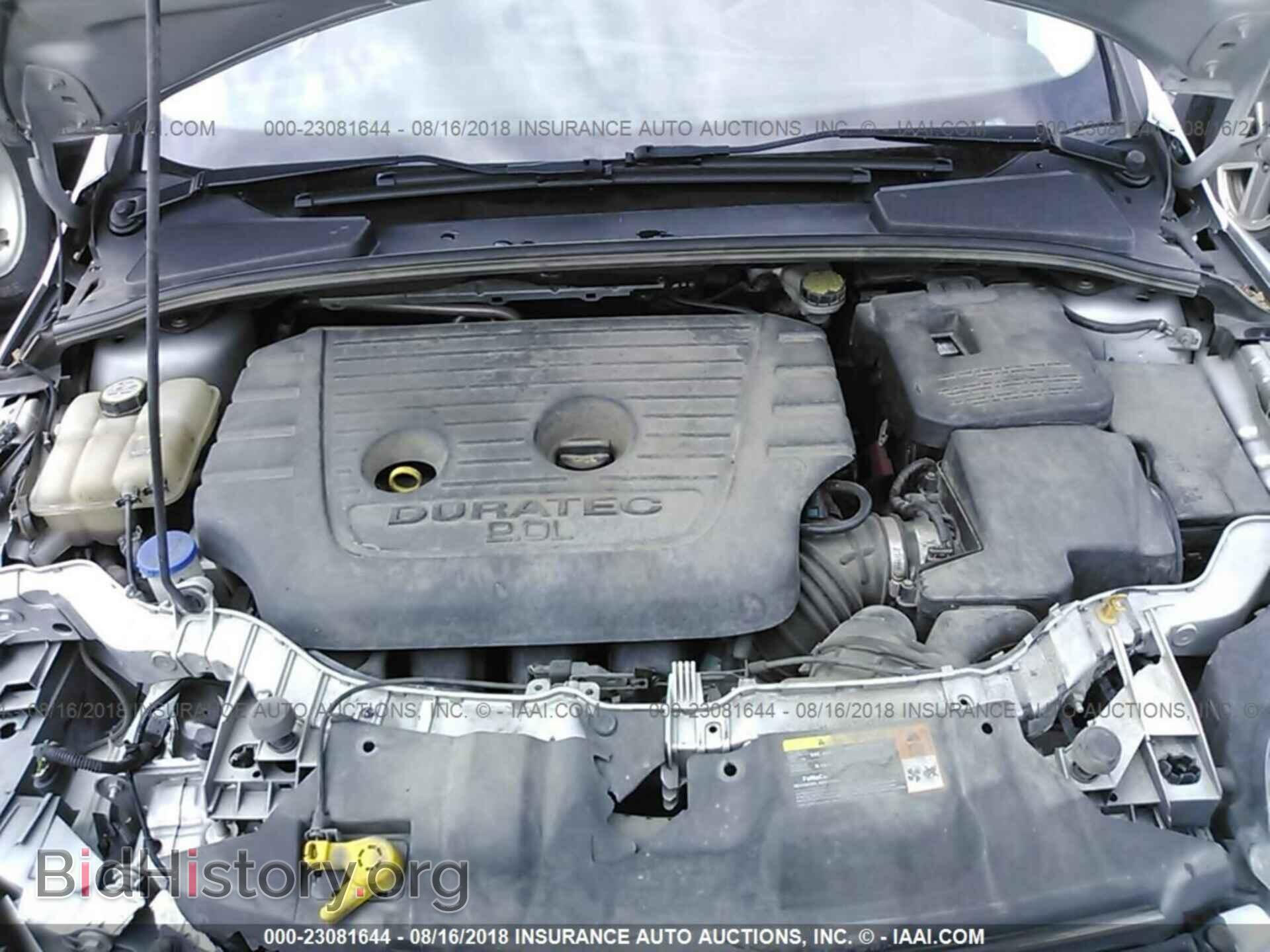 2012 Ford Focus - VIN: 1FAHP3N21CL129917 - Photo 10