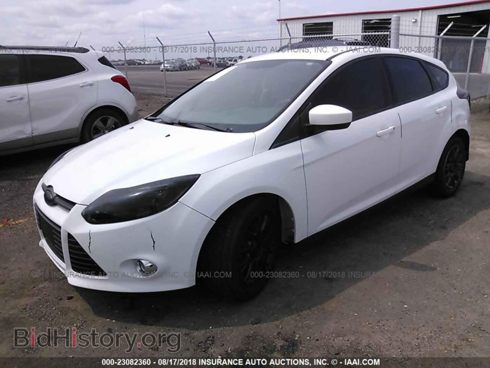 2012 Ford Focus - VIN: 1FAHP3K20CL136331 - Photo 2