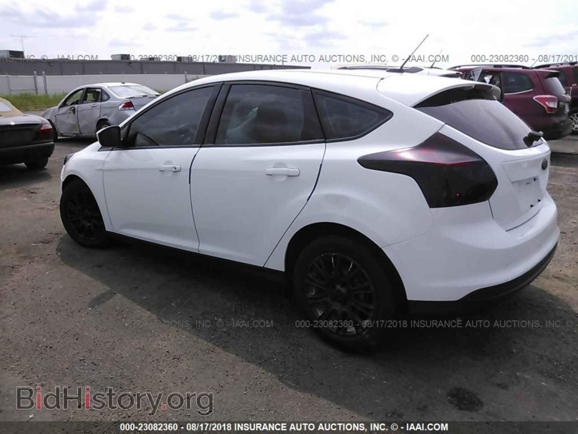 2012 Ford Focus - VIN: 1FAHP3K20CL136331 - Photo 3