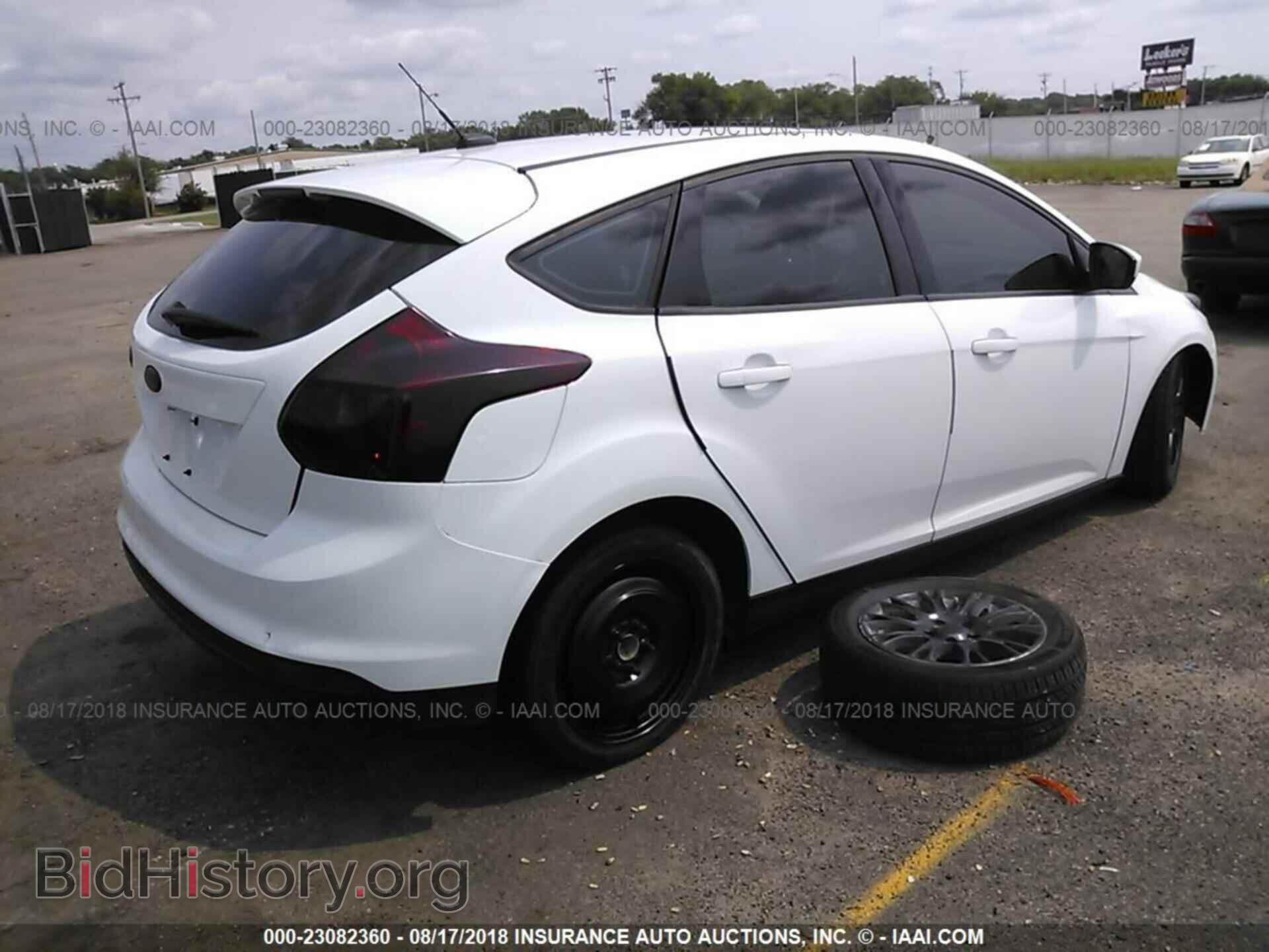 2012 Ford Focus - VIN: 1FAHP3K20CL136331 - Photo 4