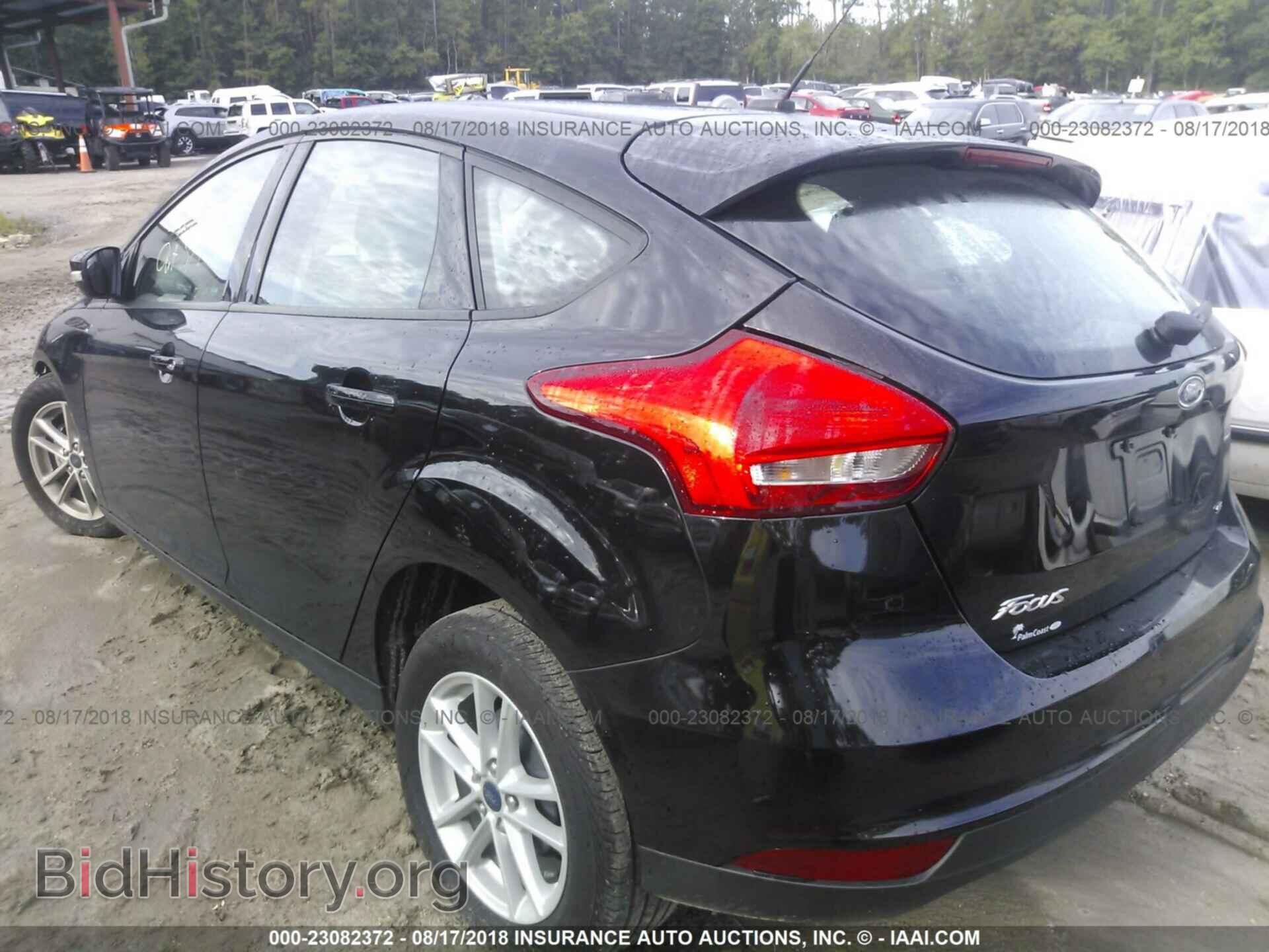2017 Ford Focus - VIN: 1FADP3K23HL282289 - Photo 3