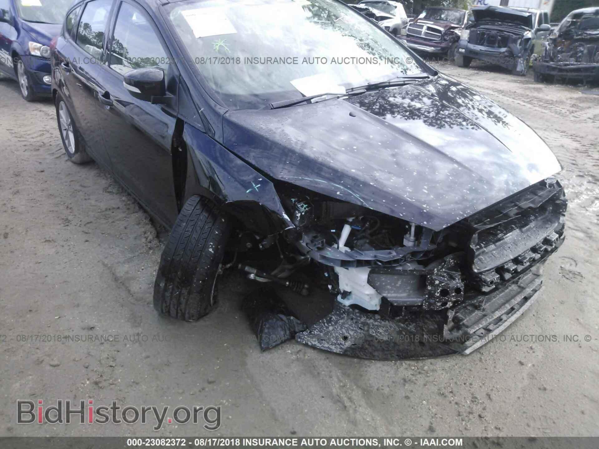 2017 Ford Focus - VIN: 1FADP3K23HL282289 - Photo 6