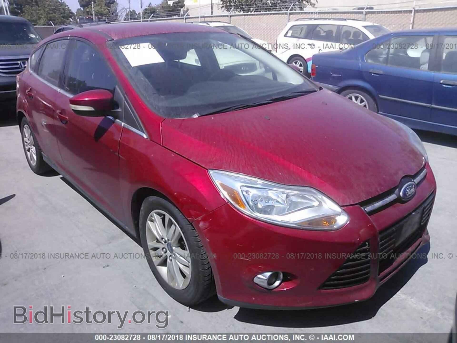 Фотография 1FAHP3M26CL372463 - Ford Focus 2012