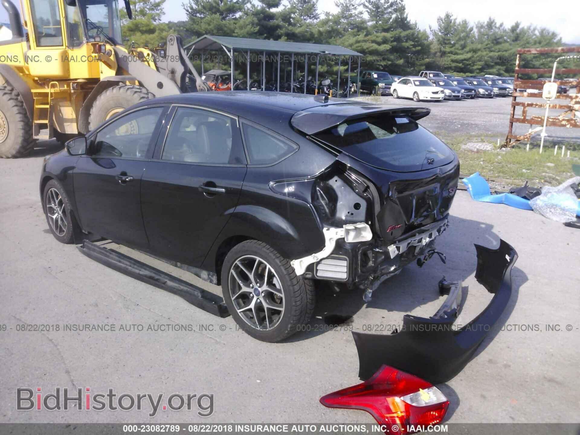 2014 Ford Focus - VIN: 1FADP3L91EL438028 - Фото 3