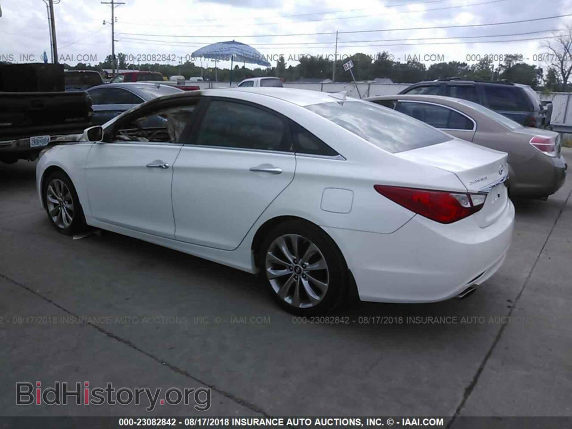 2012 Hyundai Sonata - VIN: 5NPEC4ABXCH425088 - Фото 3