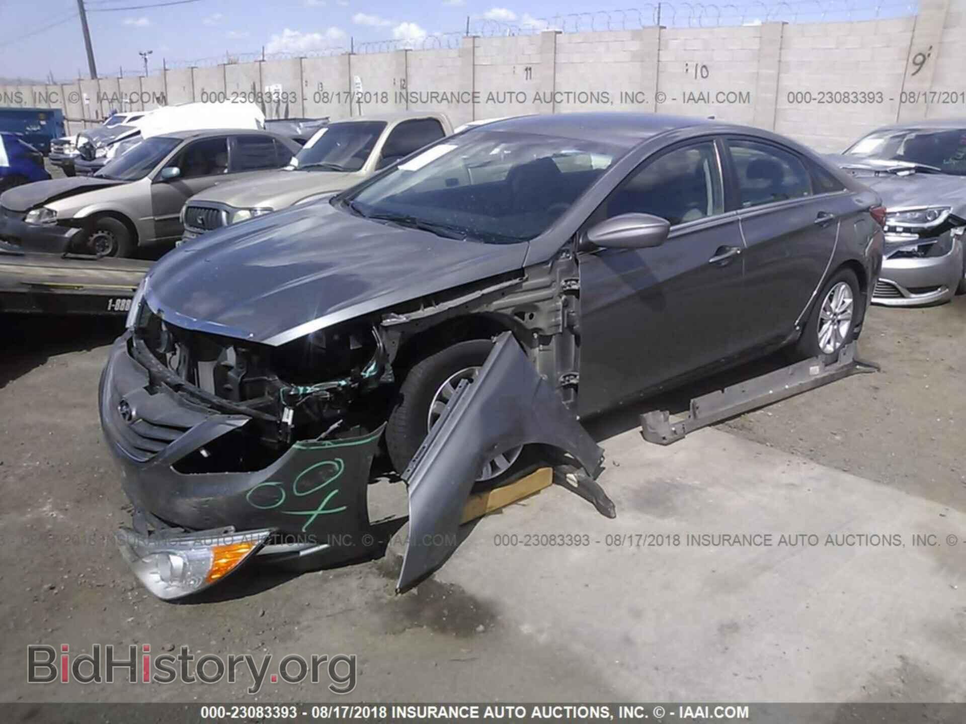 2012 Hyundai Sonata - VIN: 5NPEB4AC2CH484650 - Фото 2
