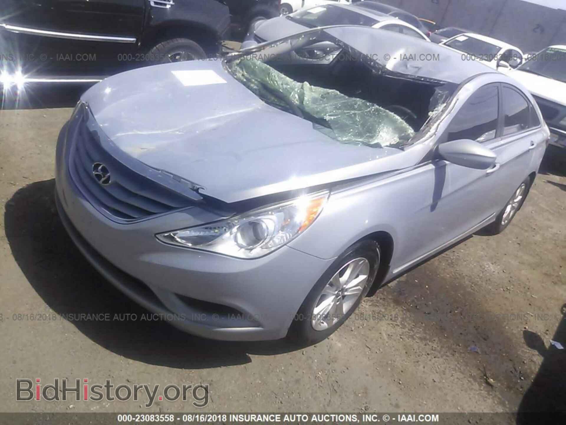 2012 Hyundai Sonata - VIN: 5NPEB4AC5CH440108 - Фото 2