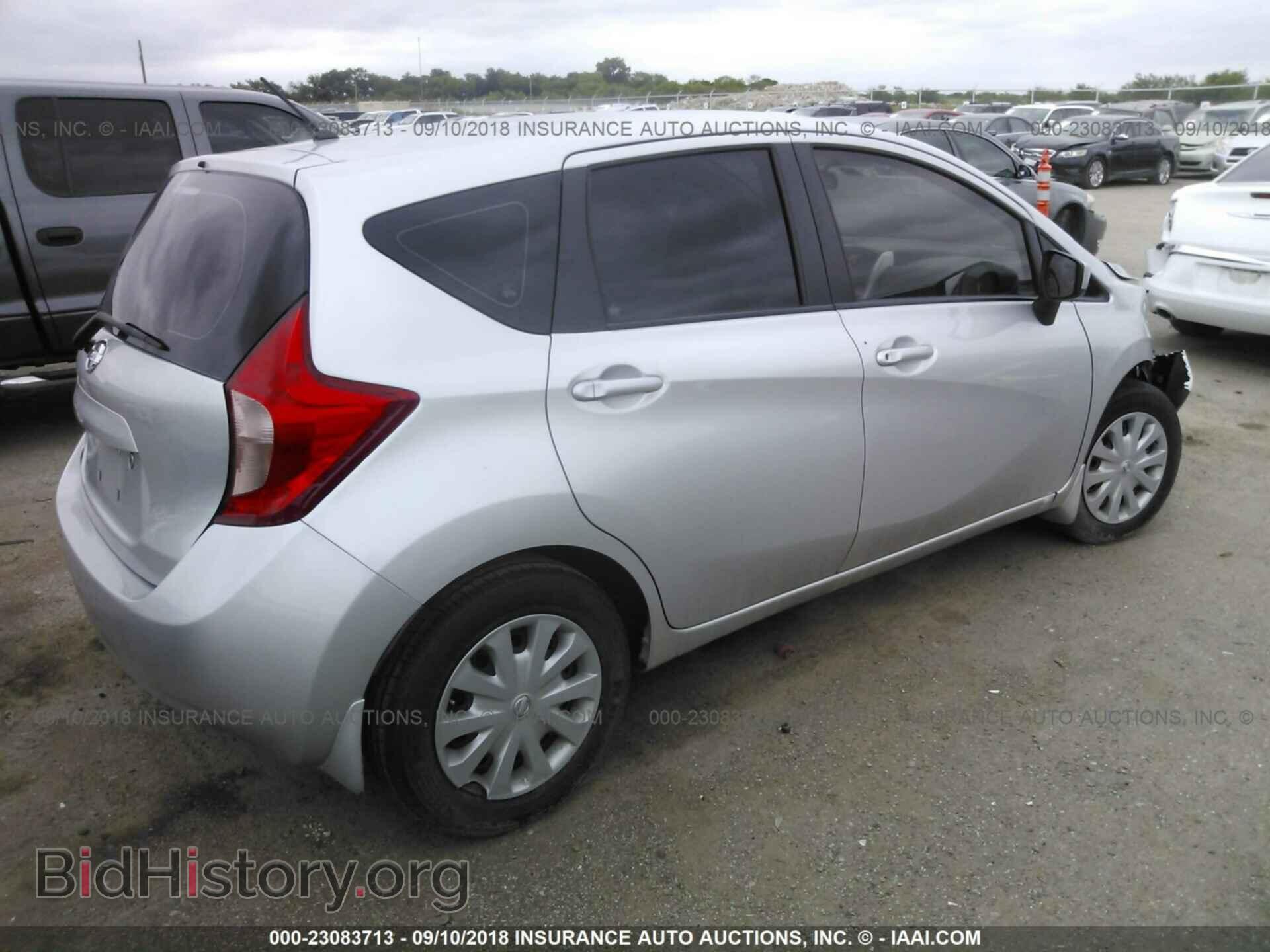 2015 Nissan Versa note - VIN: 3N1CE2CP4FL389582 - Фото 4