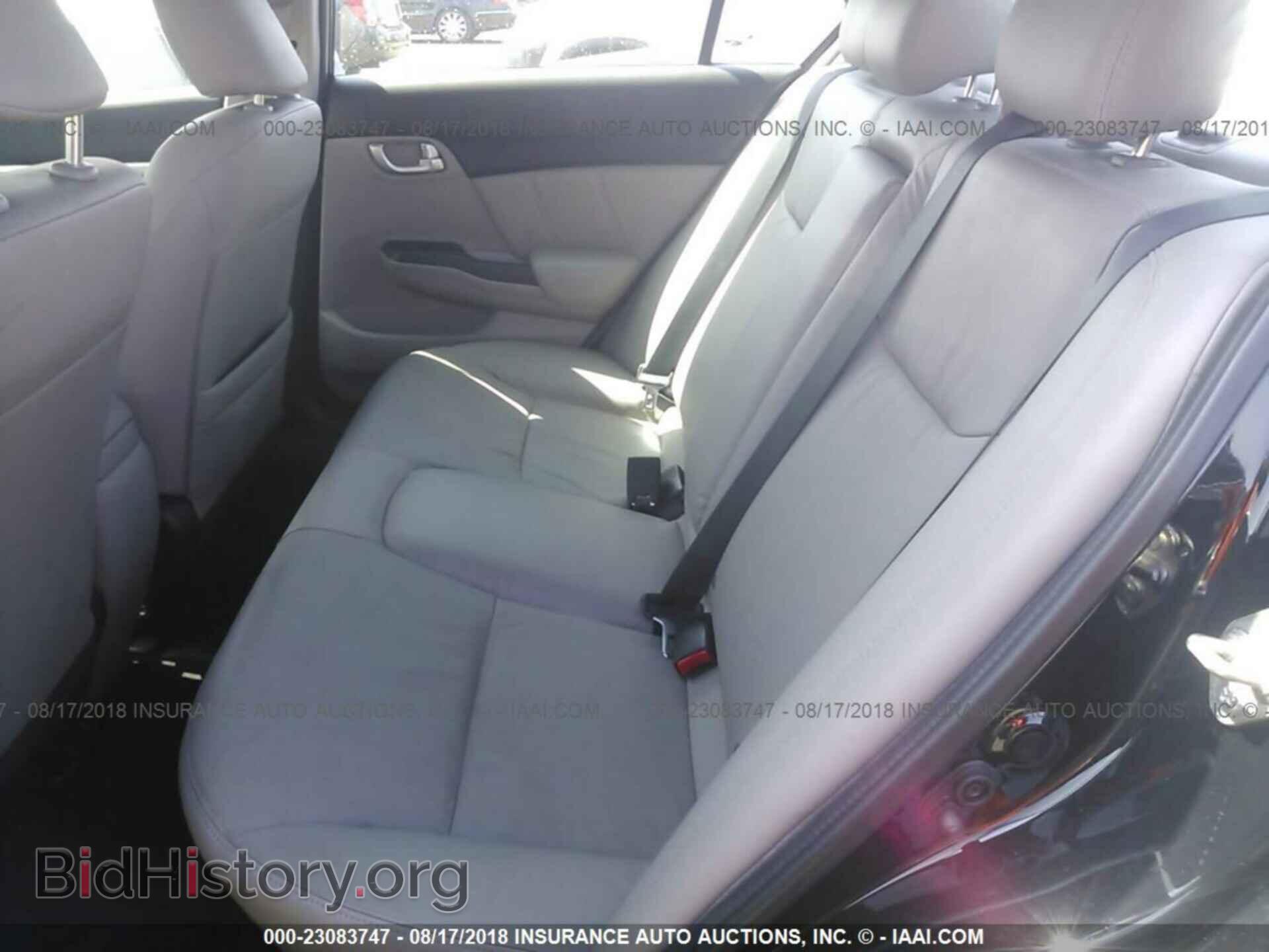 2014 Honda Civic - VIN: 19XFB2F93EE272191 - Photo 8