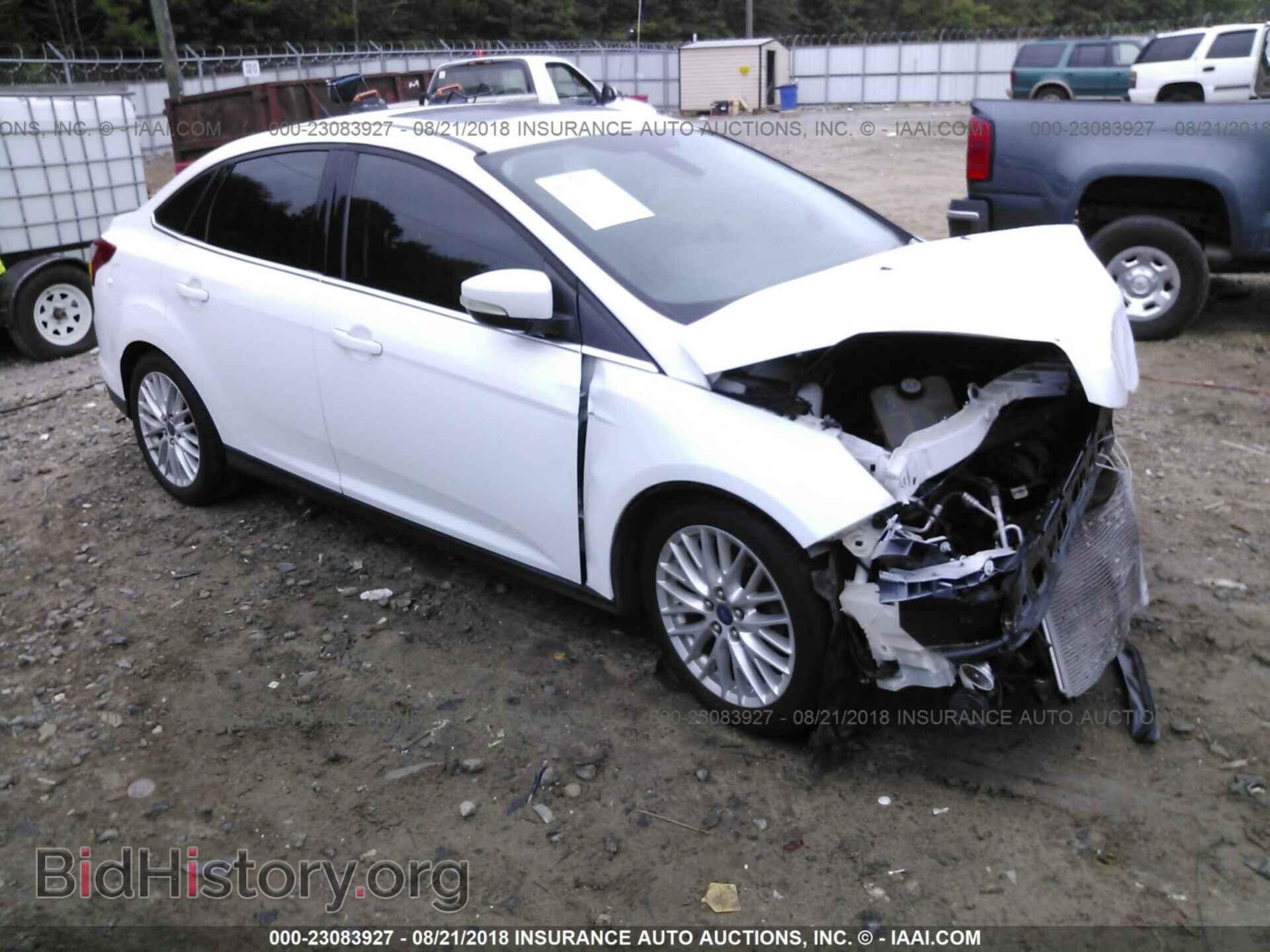 Photo 1FAHP3H26CL338940 - Ford Focus 2012