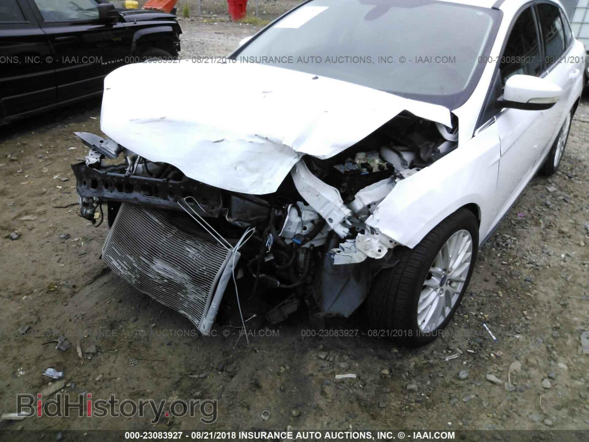 2012 Ford Focus - VIN: 1FAHP3H26CL338940 - Photo 6