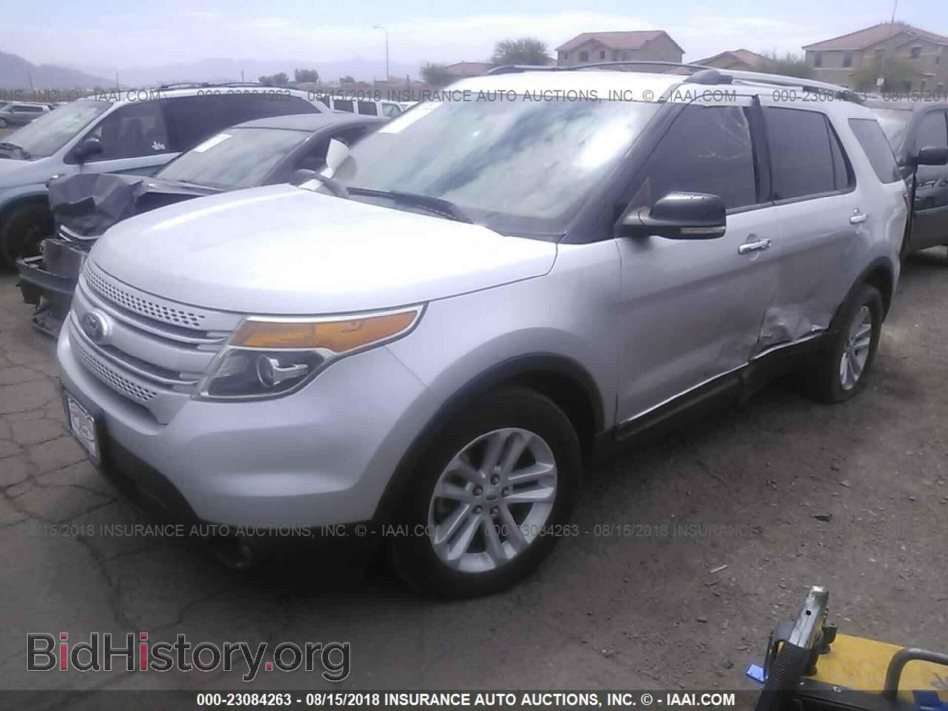 2012 Ford Explorer - VIN: 1FMHK8D86CGB02891 - Фото 2