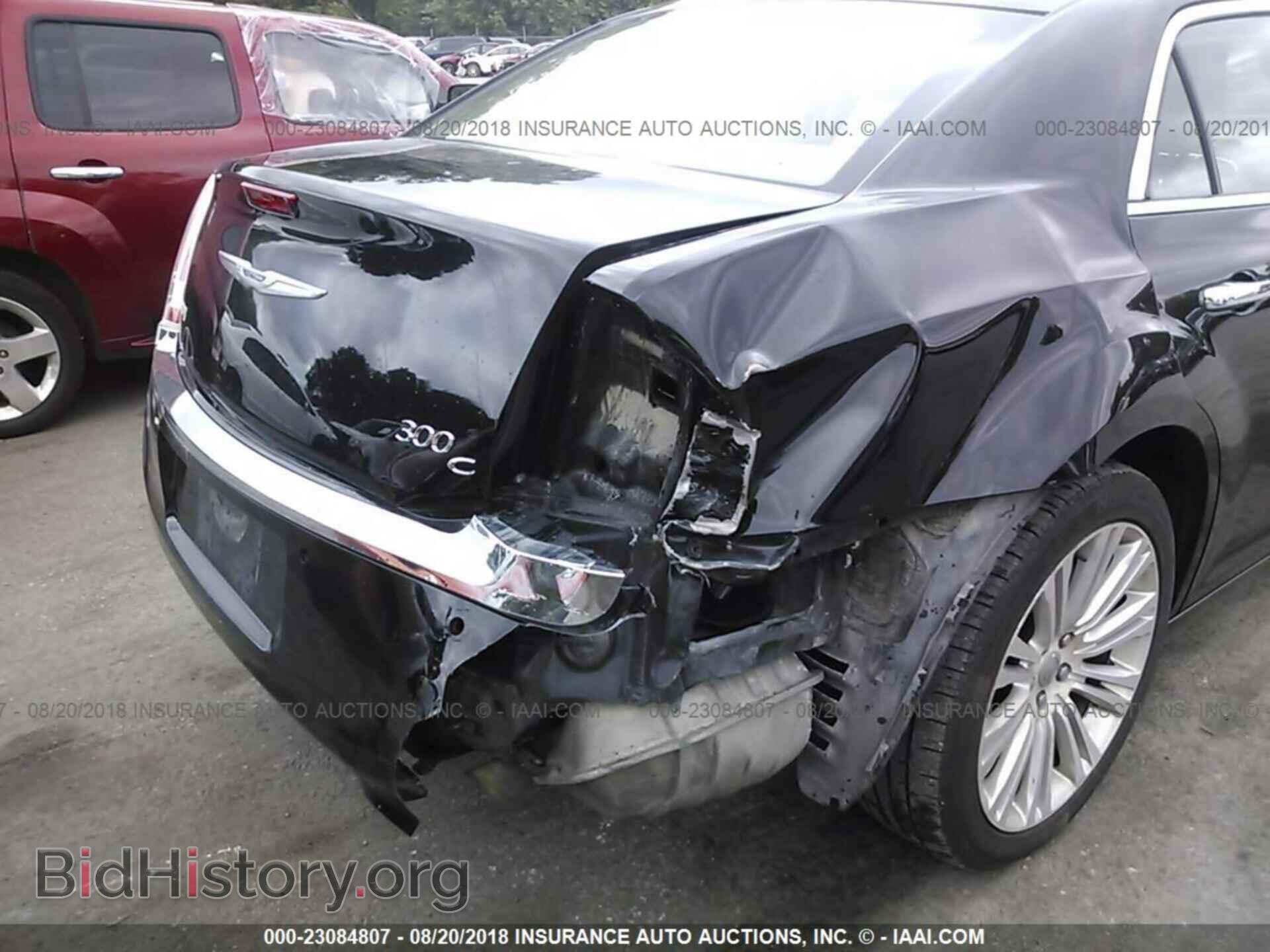 2012 Chrysler 300c - VIN: 2C3CCAETXCH174448 - Photo 6