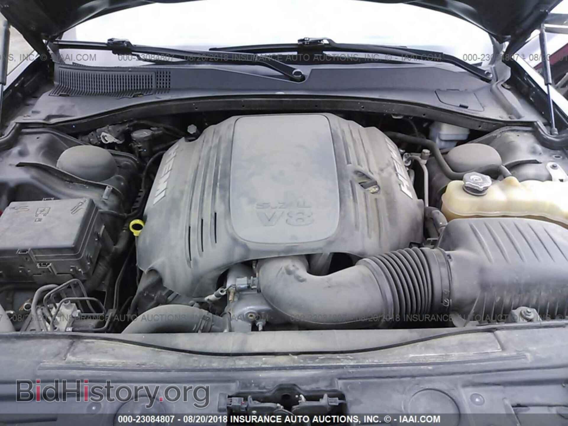 2012 Chrysler 300c - VIN: 2C3CCAETXCH174448 - Photo 10