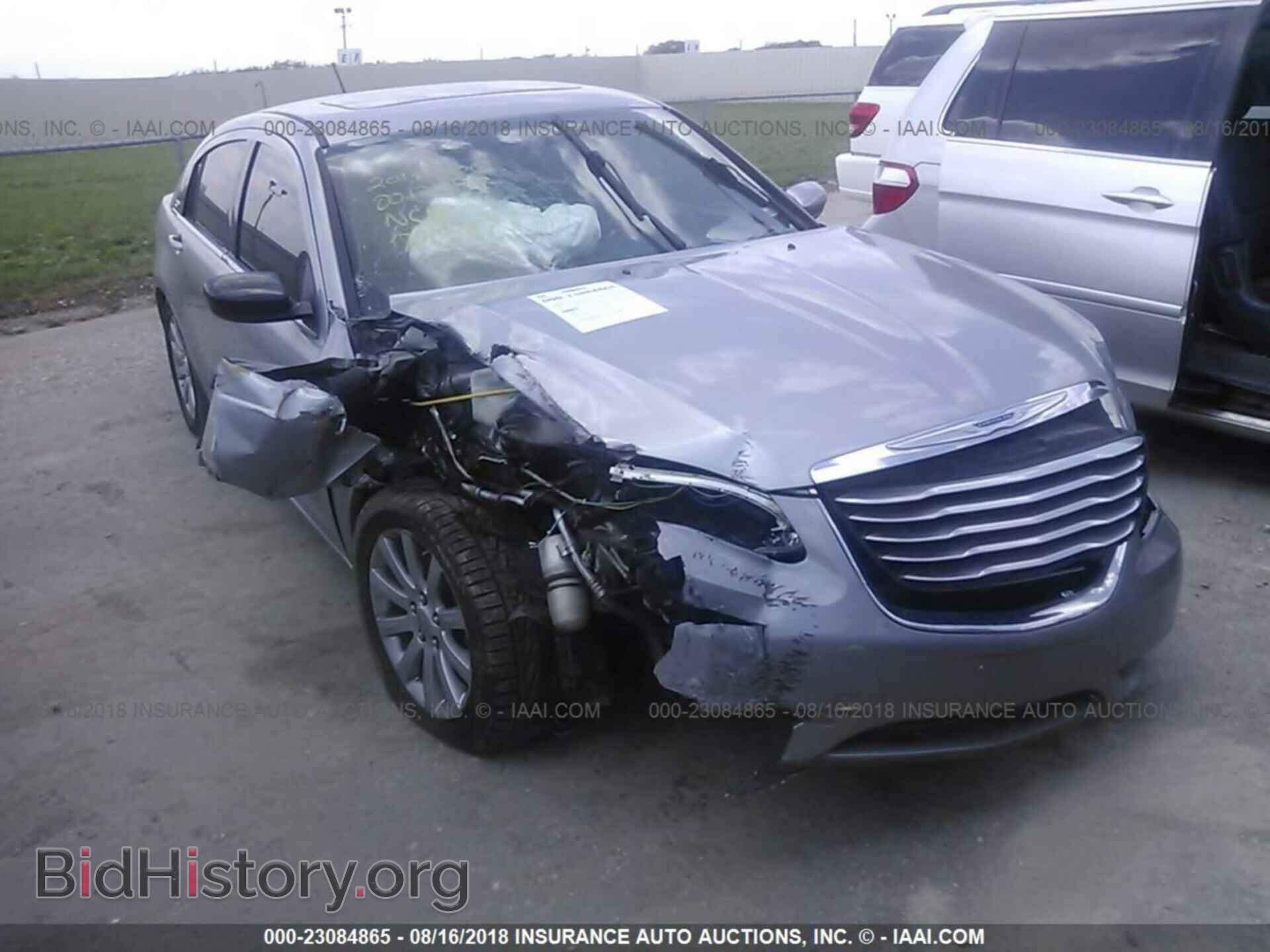 Photo 1C3CCBBB6DN701587 - Chrysler 200 2013