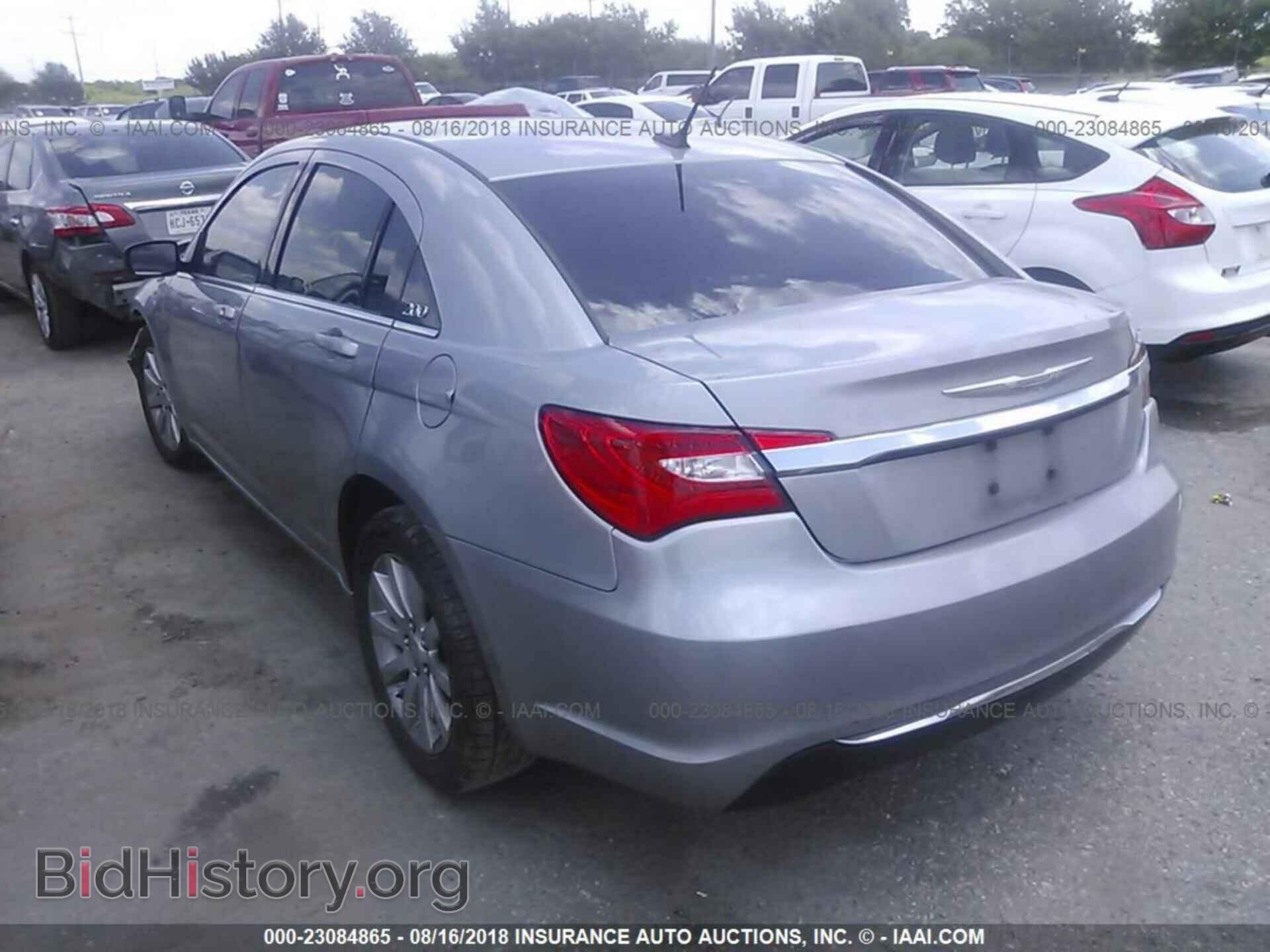 2013 Chrysler 200 - VIN: 1C3CCBBB6DN701587 - Фото 3