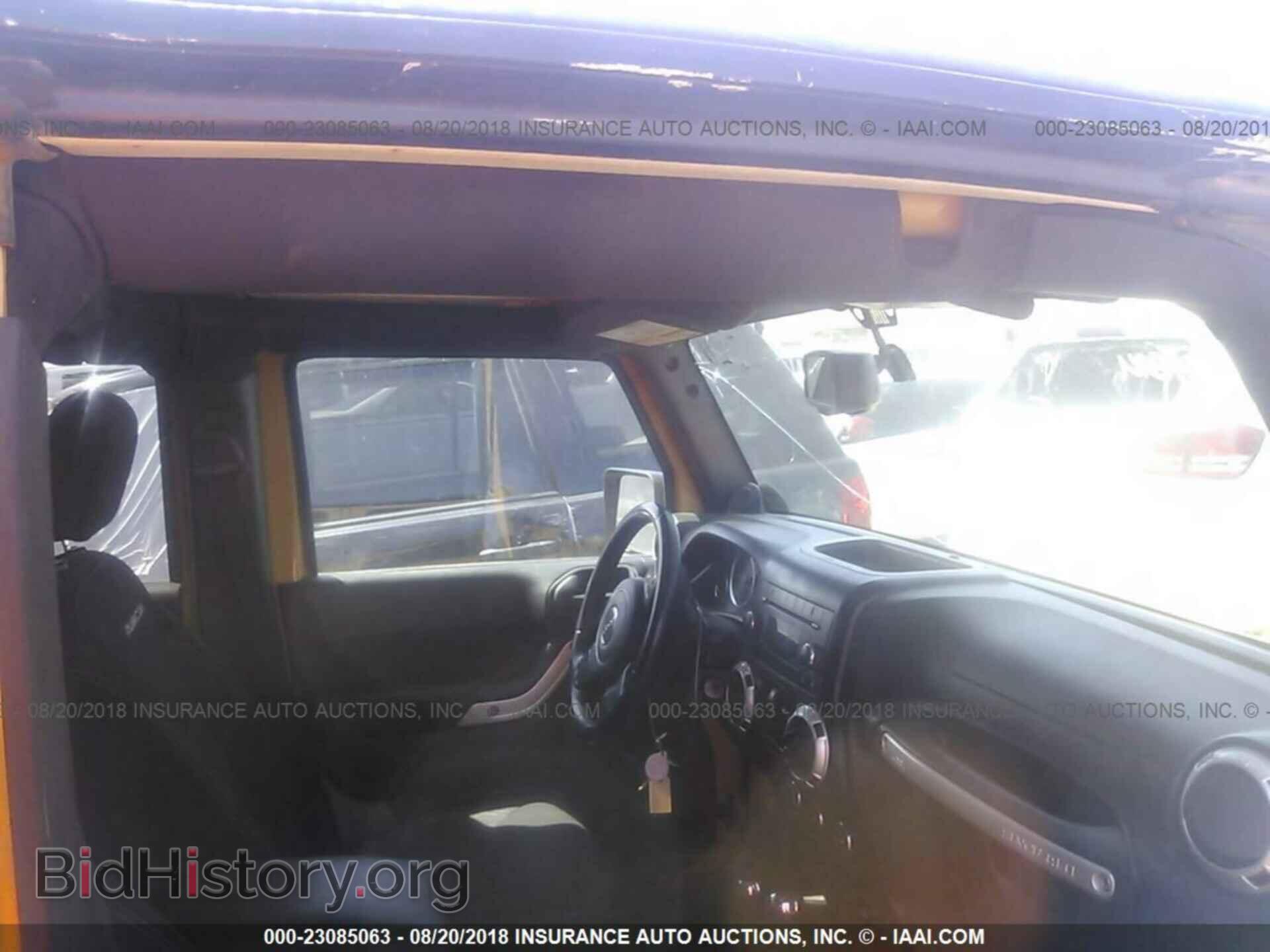 2014 Jeep Wrangler - VIN: 1C4BJWFGXEL162995 - Фото 5