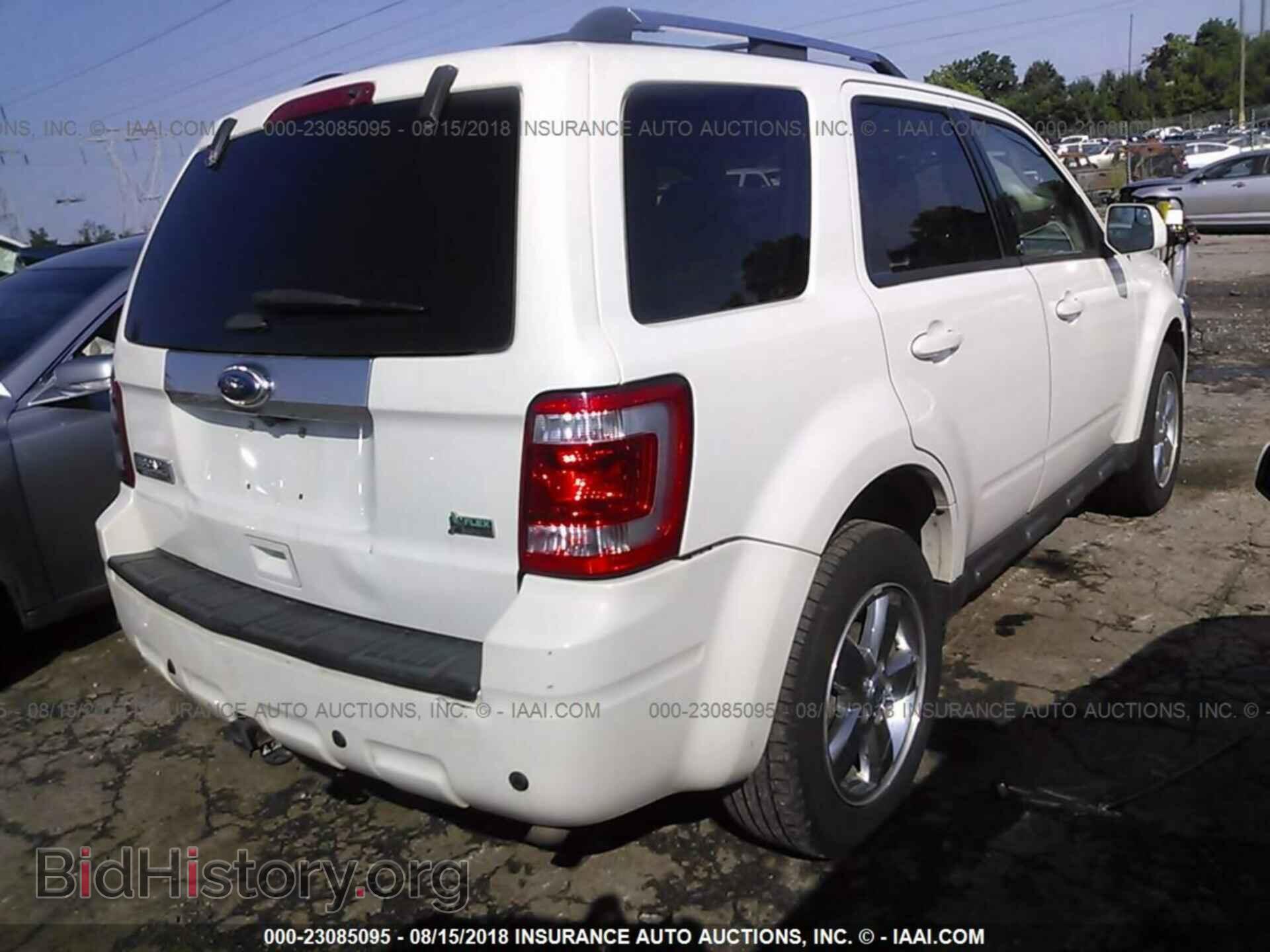 2012 Ford Escape - VIN: 1FMCU9EG8CKB29782 - Photo 4
