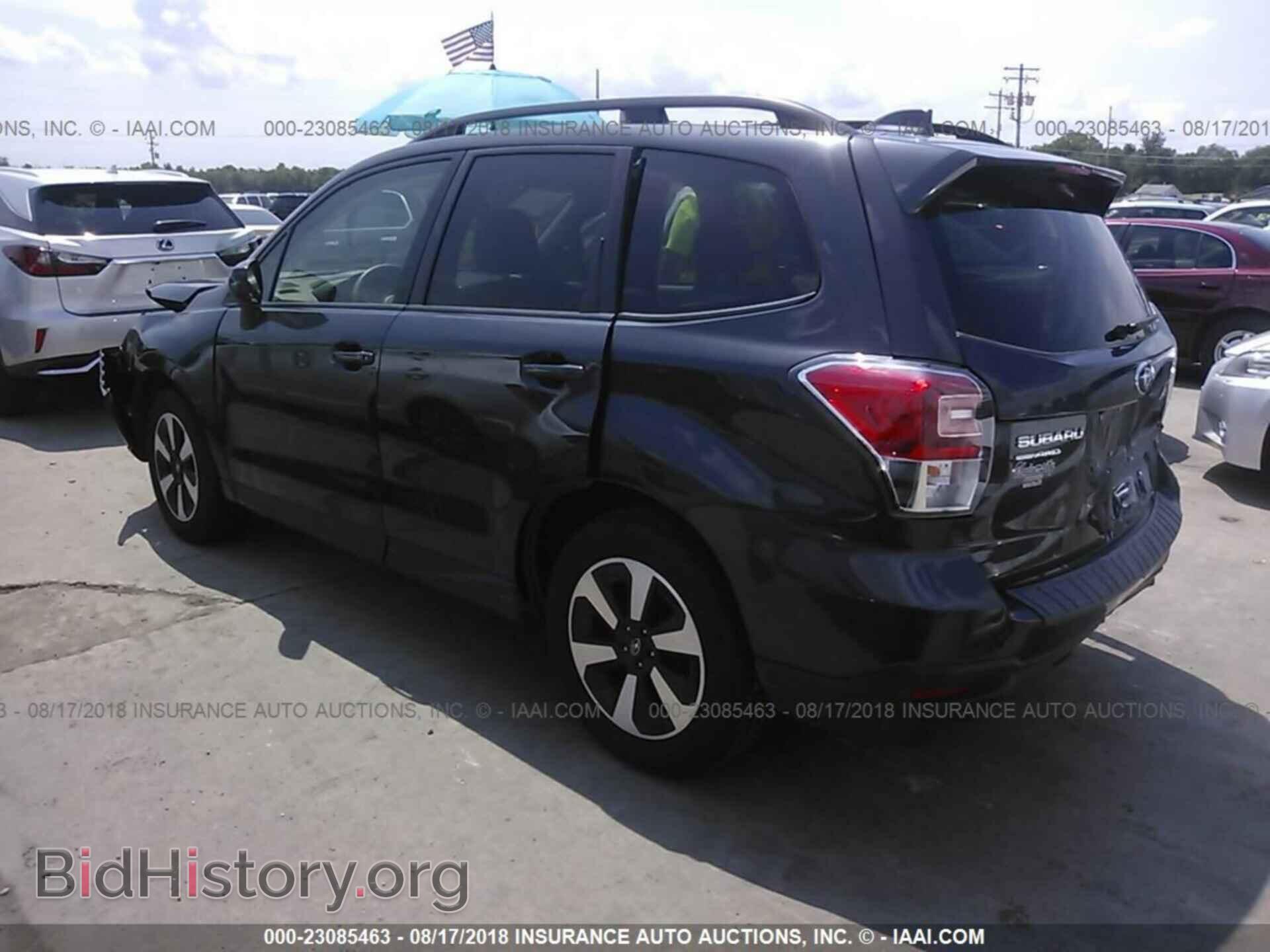 2017 Subaru Forester - VIN: JF2SJAGC6HH583913 - Фото 3