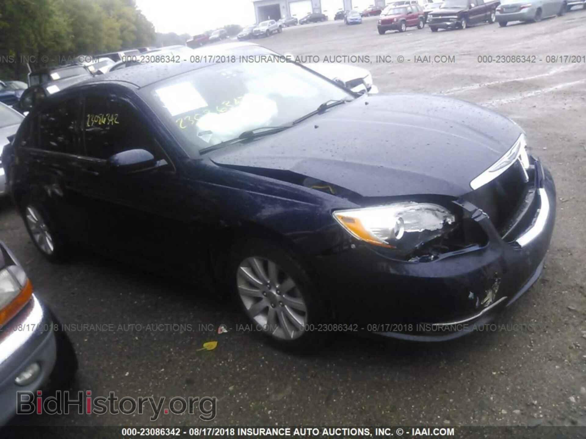 Photo 1C3CCBBB5DN627529 - Chrysler 200 2013