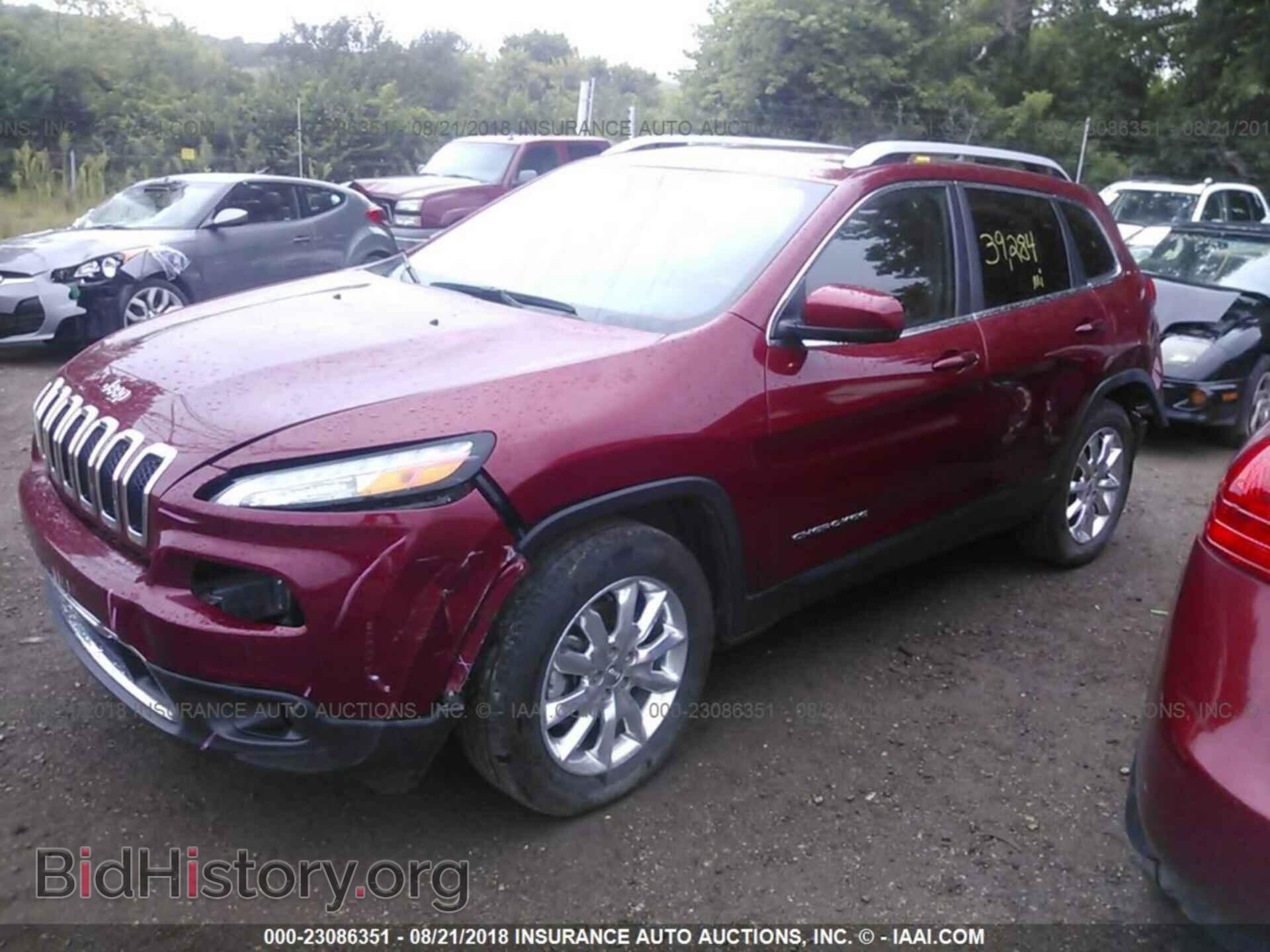 2017 Jeep Cherokee - VIN: 1C4PJMDB4HW512190 - Фото 2