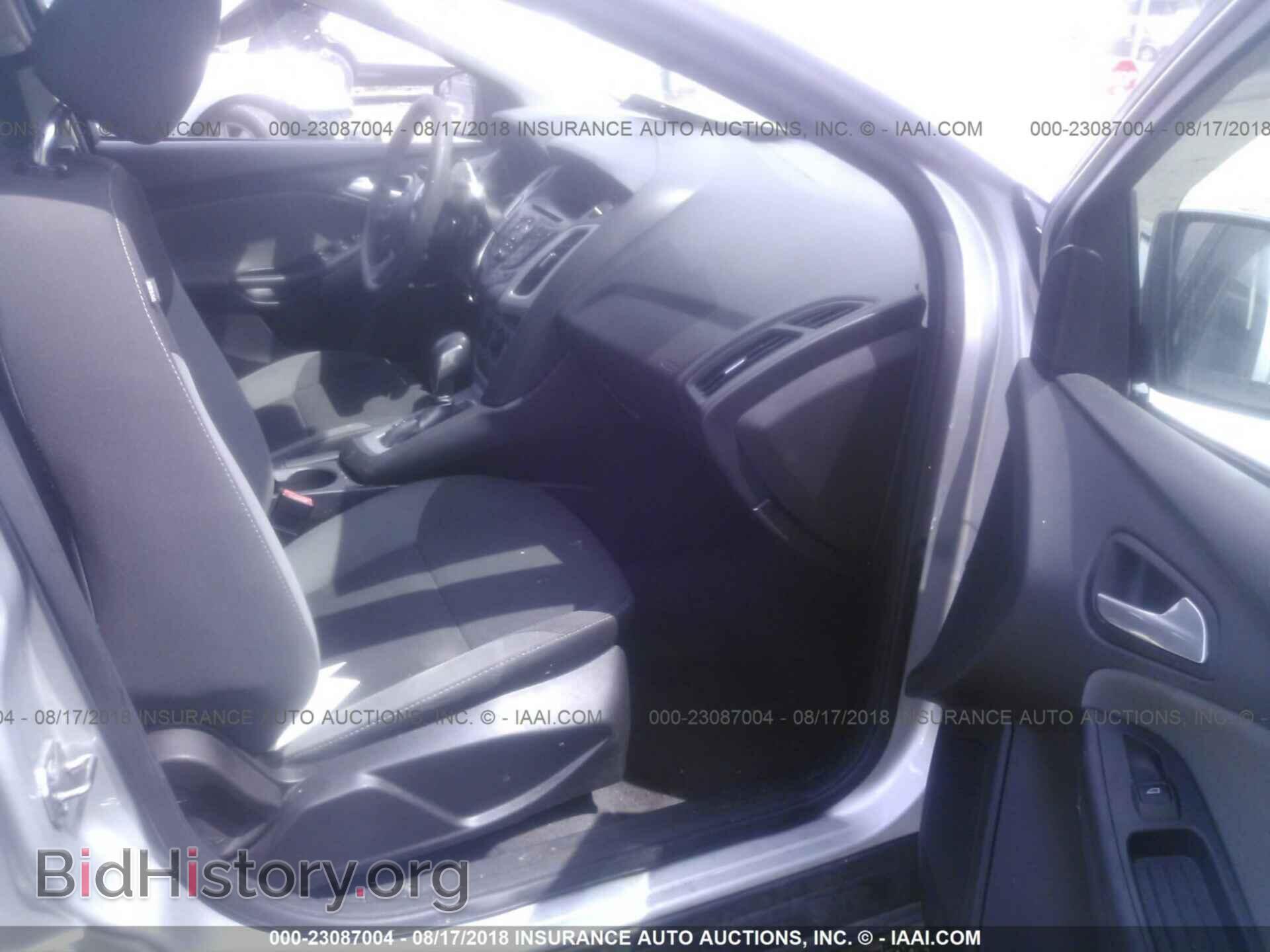 2012 Ford Focus - VIN: 1FAHP3F28CL224697 - Photo 5